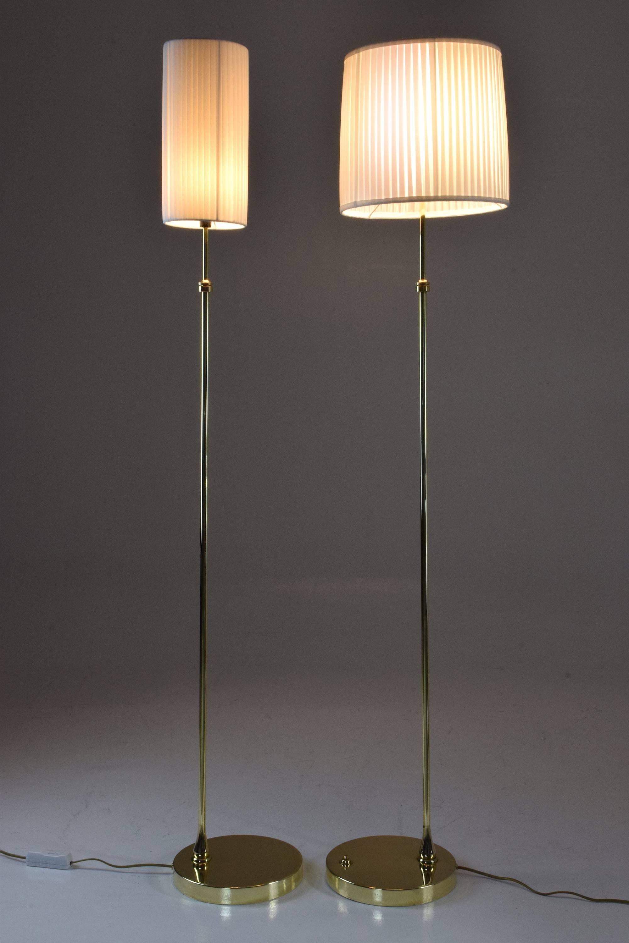 Polished Equilibrium-I Contemporary Handcrafted Adjustable Brass Floor Lamp