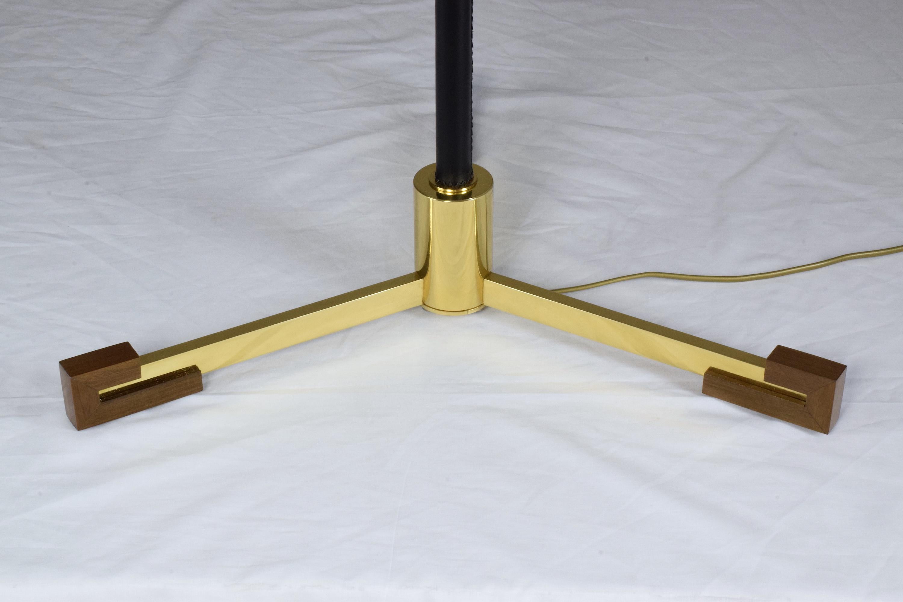 Lao-F1 Contemporary Adjustable Leather Brass Floor Lamp For Sale 7