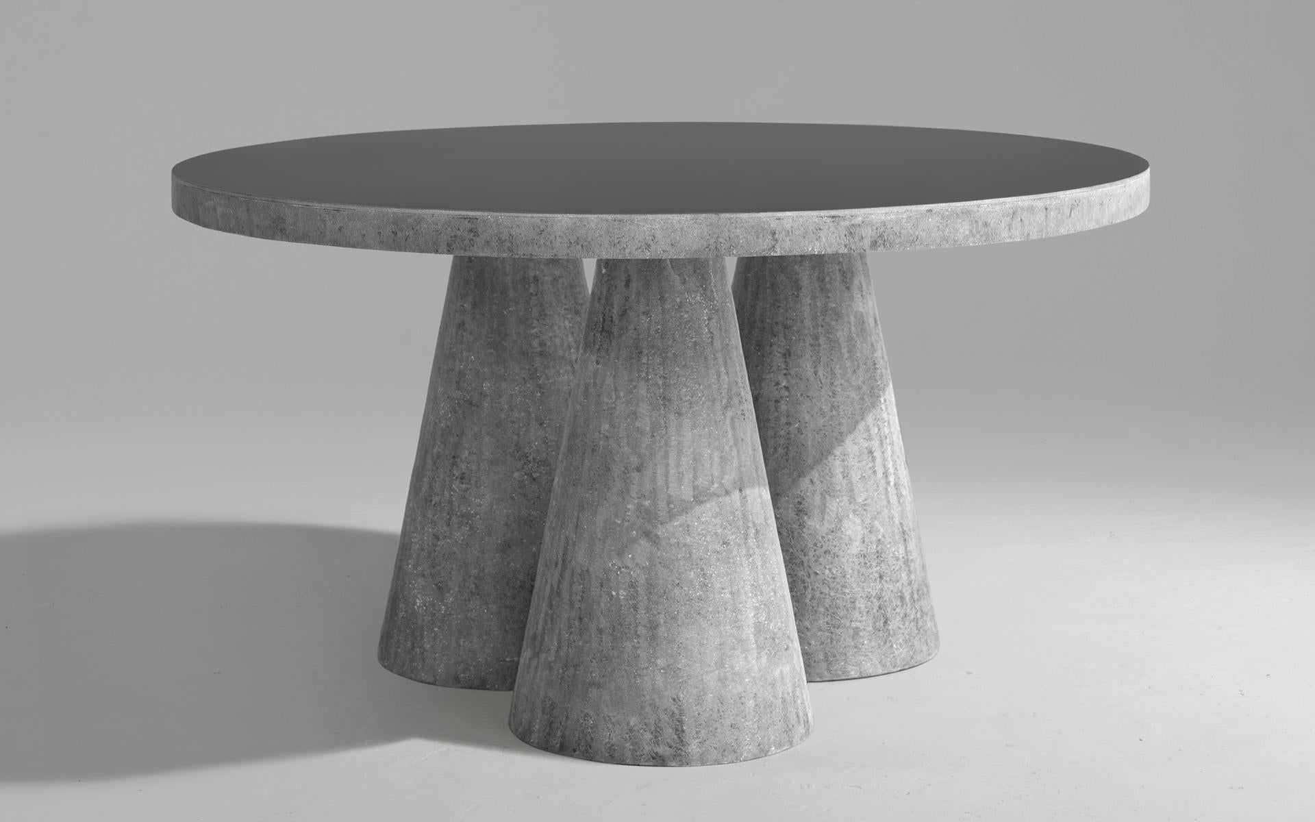 Modern Equilibrium Table by Imperfettolab