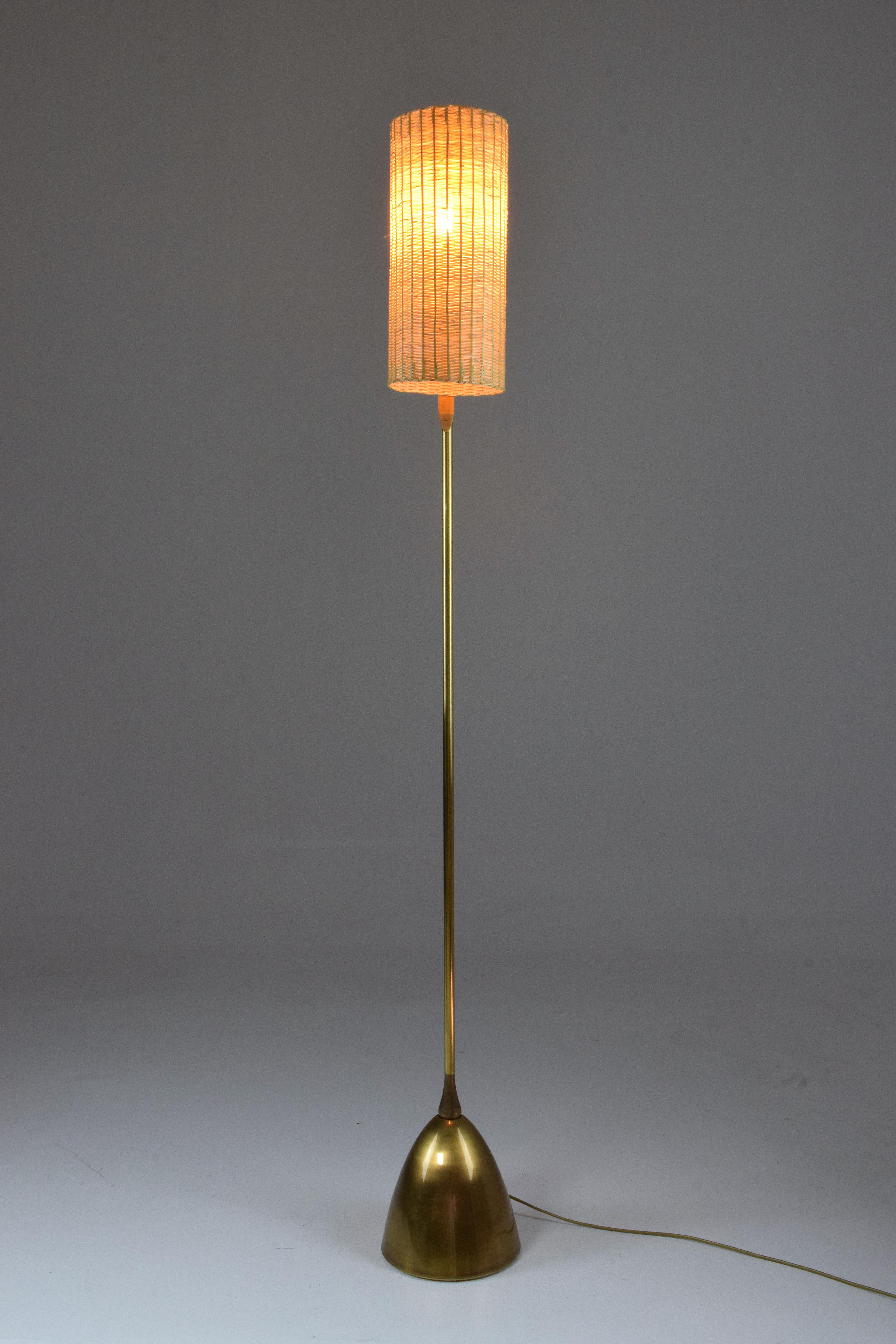 De-Light F2  Articulating Brass Wicker Floor Lamp, Flow Collection For Sale 3