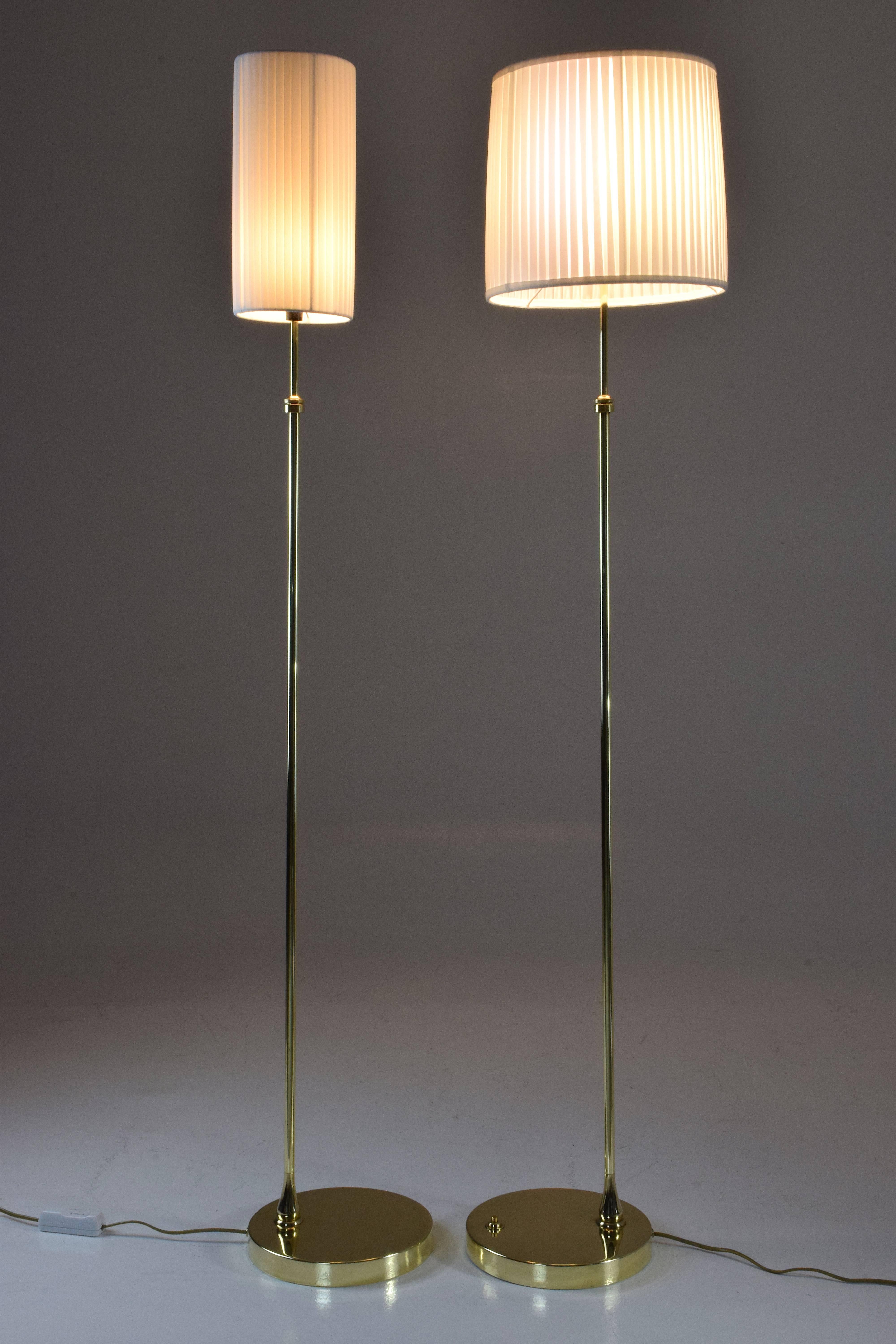 Equilibrium-I Contemporary Handcrafted Adjustable Brass Floor Lamp In New Condition In Paris, FR