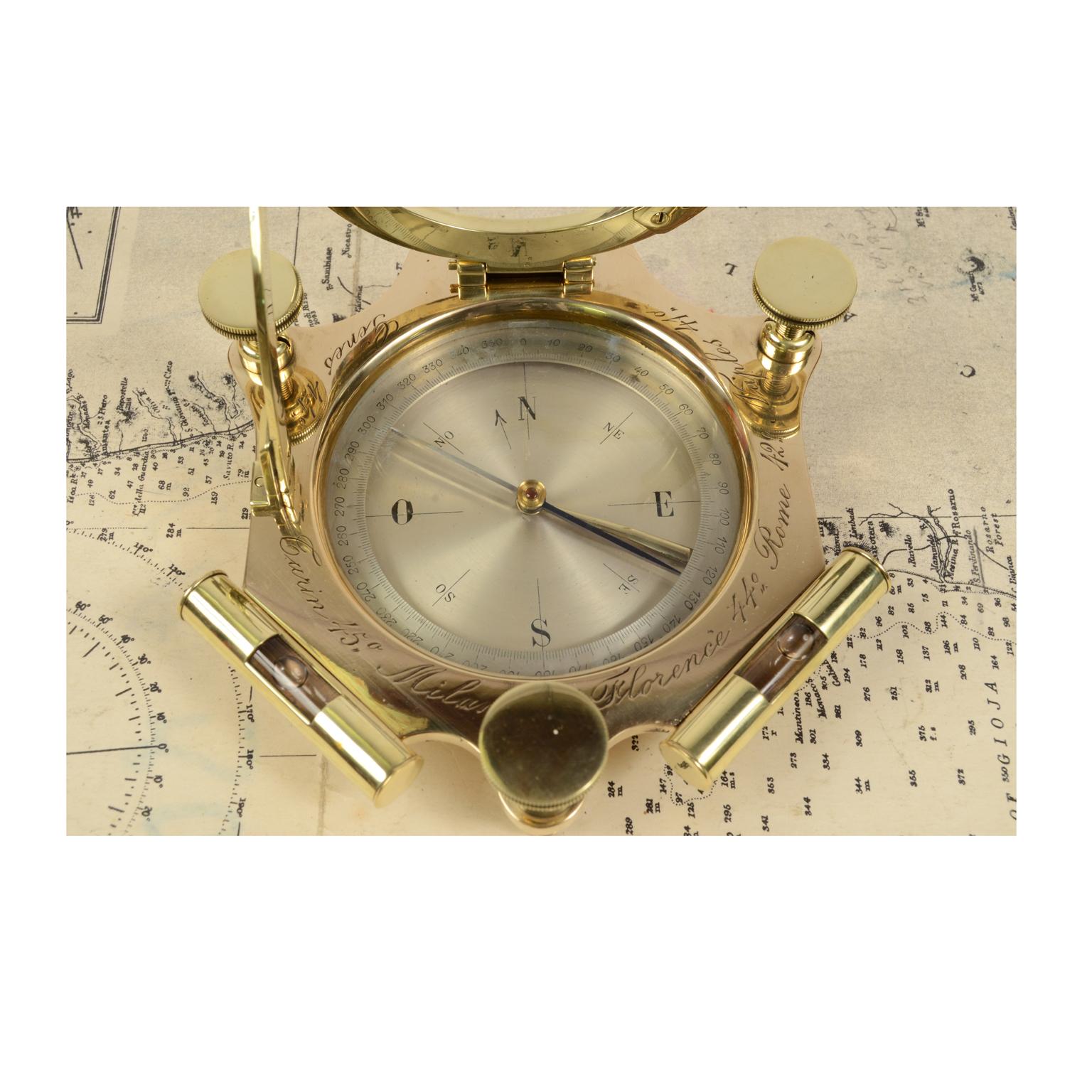 Equinoctial Sundial Engraved Brass and Glass Time Measuring Instrument UK 1840 In Good Condition In Milan, IT