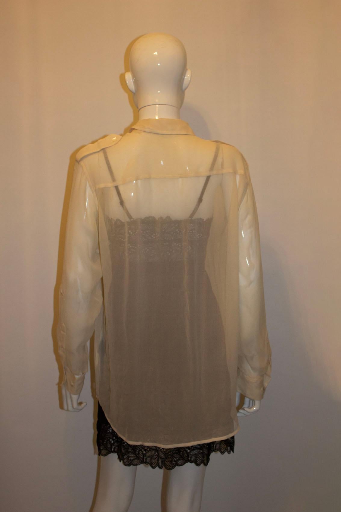 Equipment Ivory Silk Shirt In Good Condition For Sale In London, GB