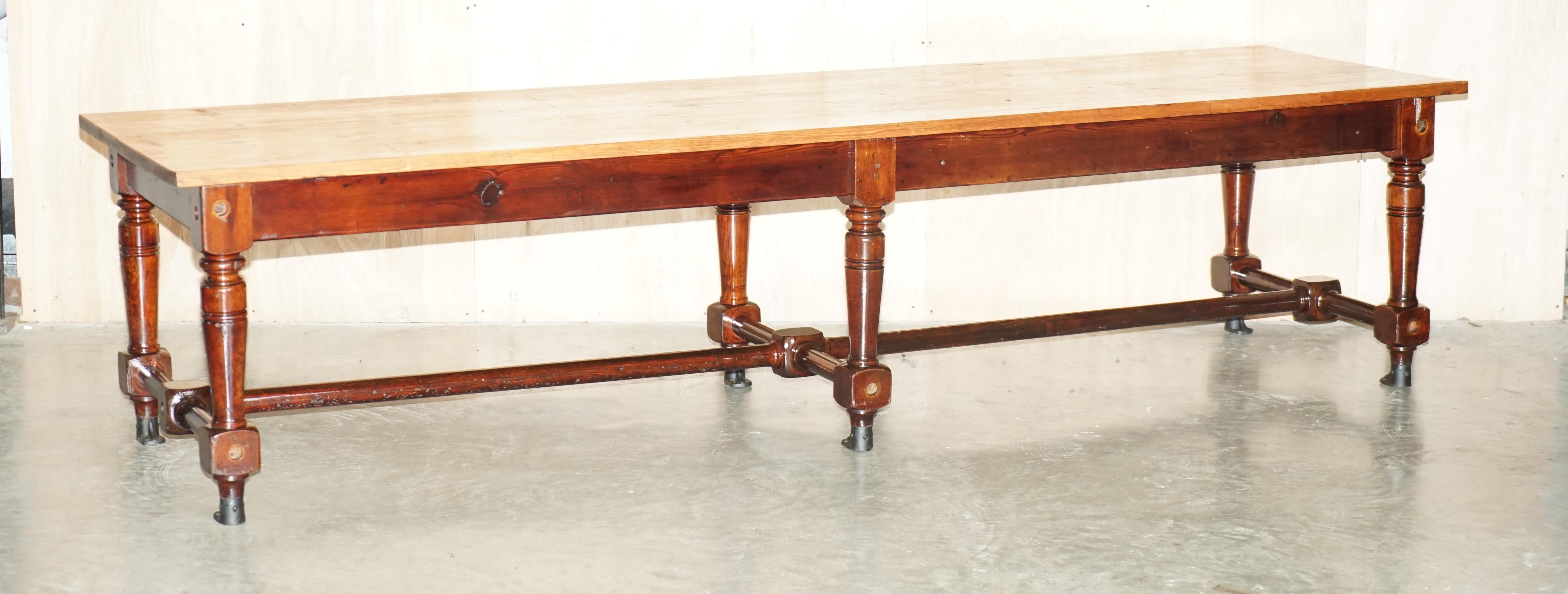 Victorian ER STAMPED CROWN ESTATE ViCTORIAN SHIPS REFECTORY DINING TABLE BRONZE FEEt For Sale