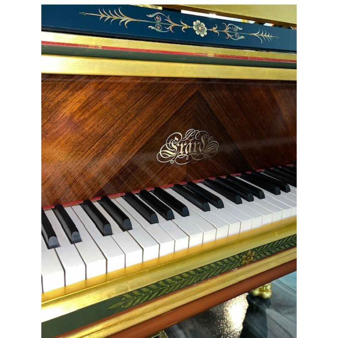 Grand piano Empire Erard, peint à la main et signé par Pierre Guerin Paris, vers 1920 5