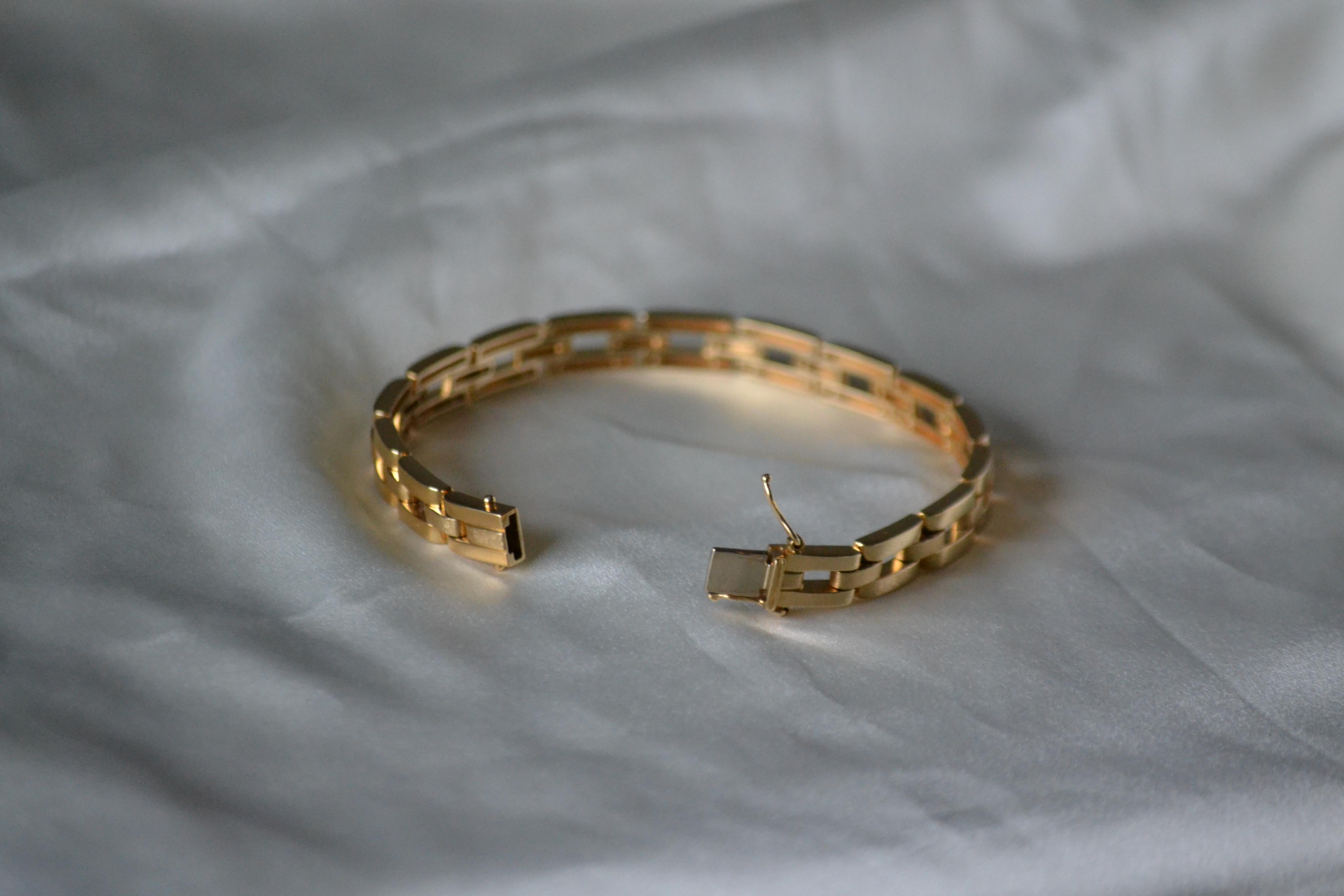 A Link Bracelet en or jaune 18K en vente 2