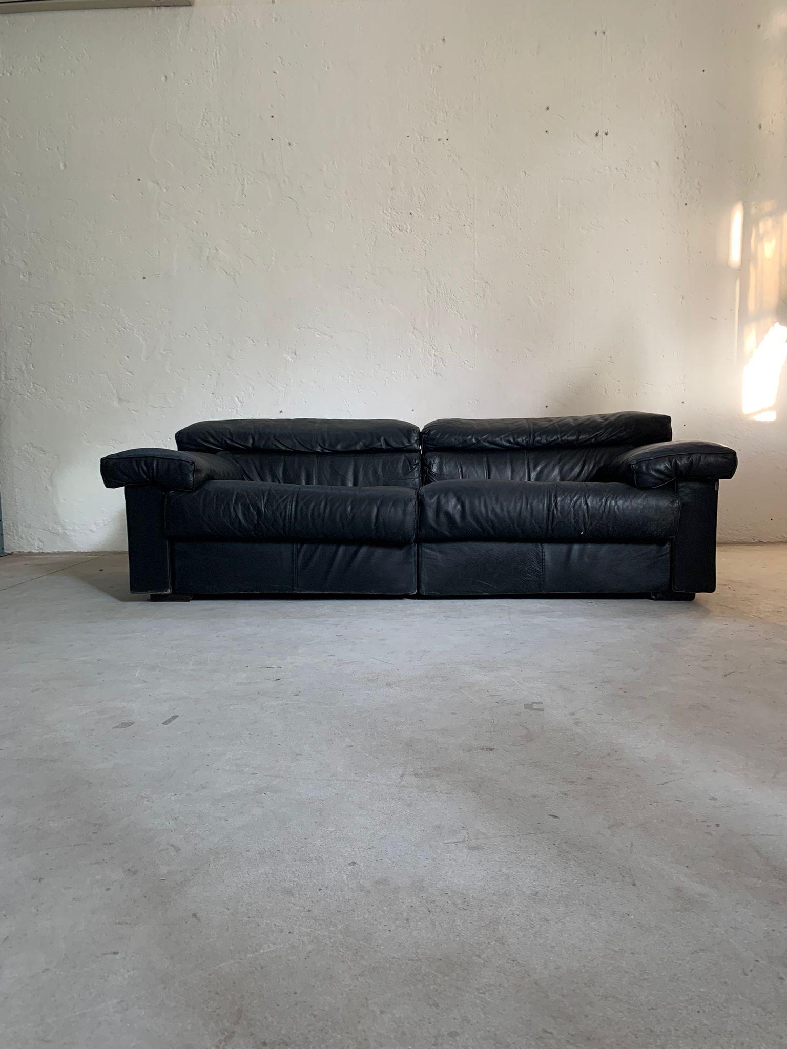 Erasmo black leather sofa by Afra and Tobia Scarpa for B&B Italia, 1960s For Sale 9