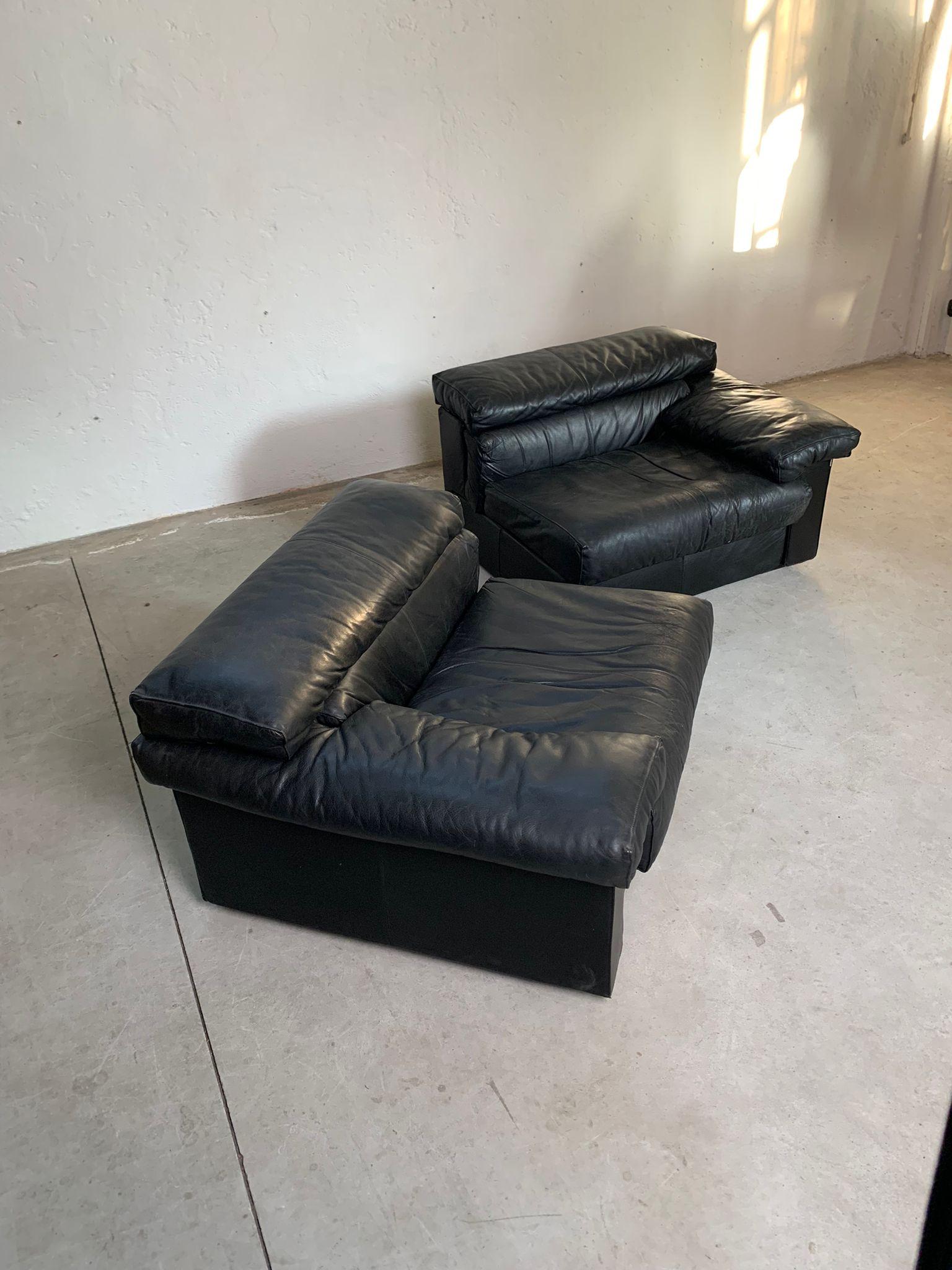Erasmo black leather sofa by Afra and Tobia Scarpa for B&B Italia, 1960s In Good Condition For Sale In Milano, IT