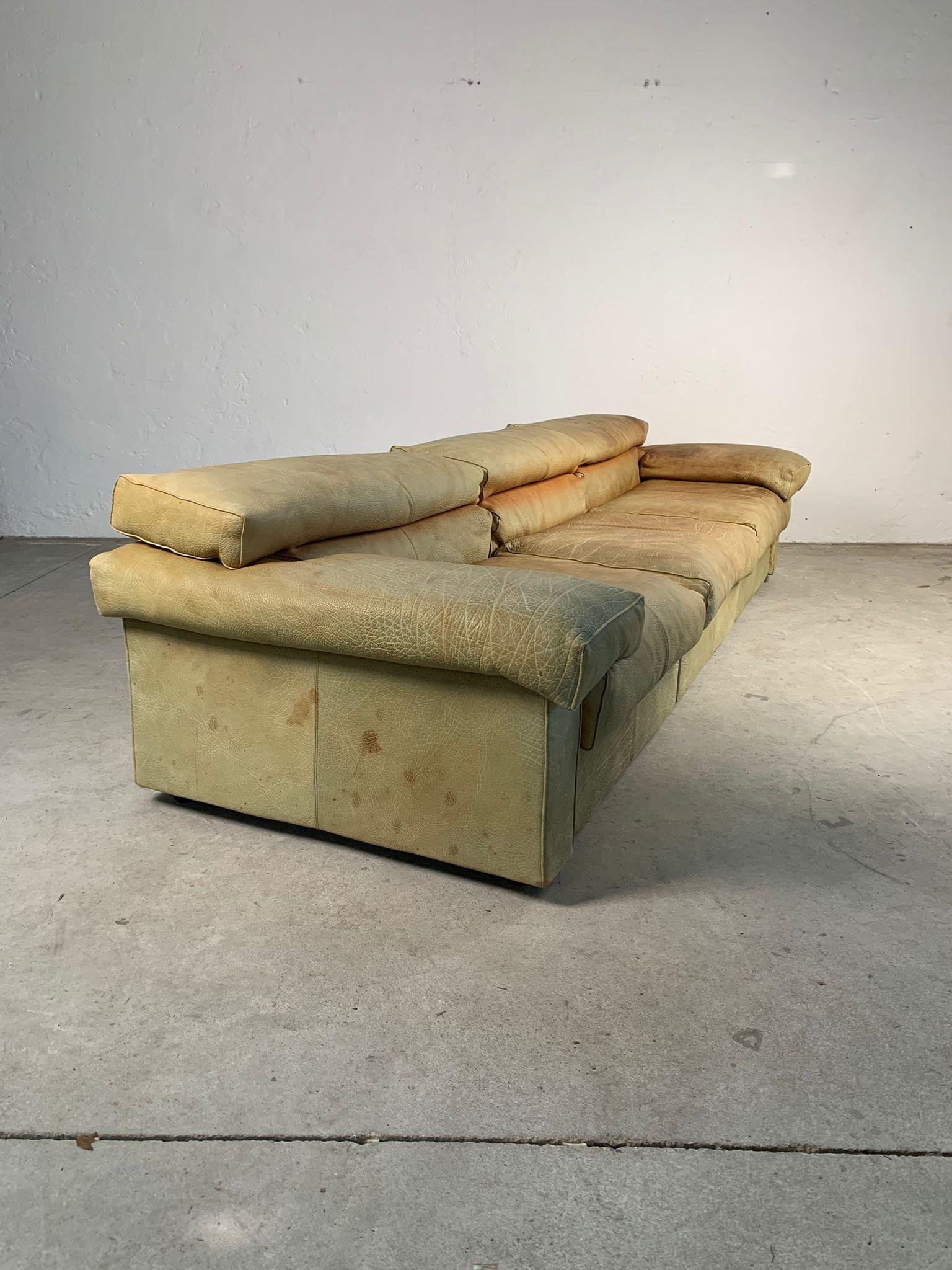 Erasmo leather sofa by Afra and Tobia Scarpa for B&B Italia, 1960s For Sale 6
