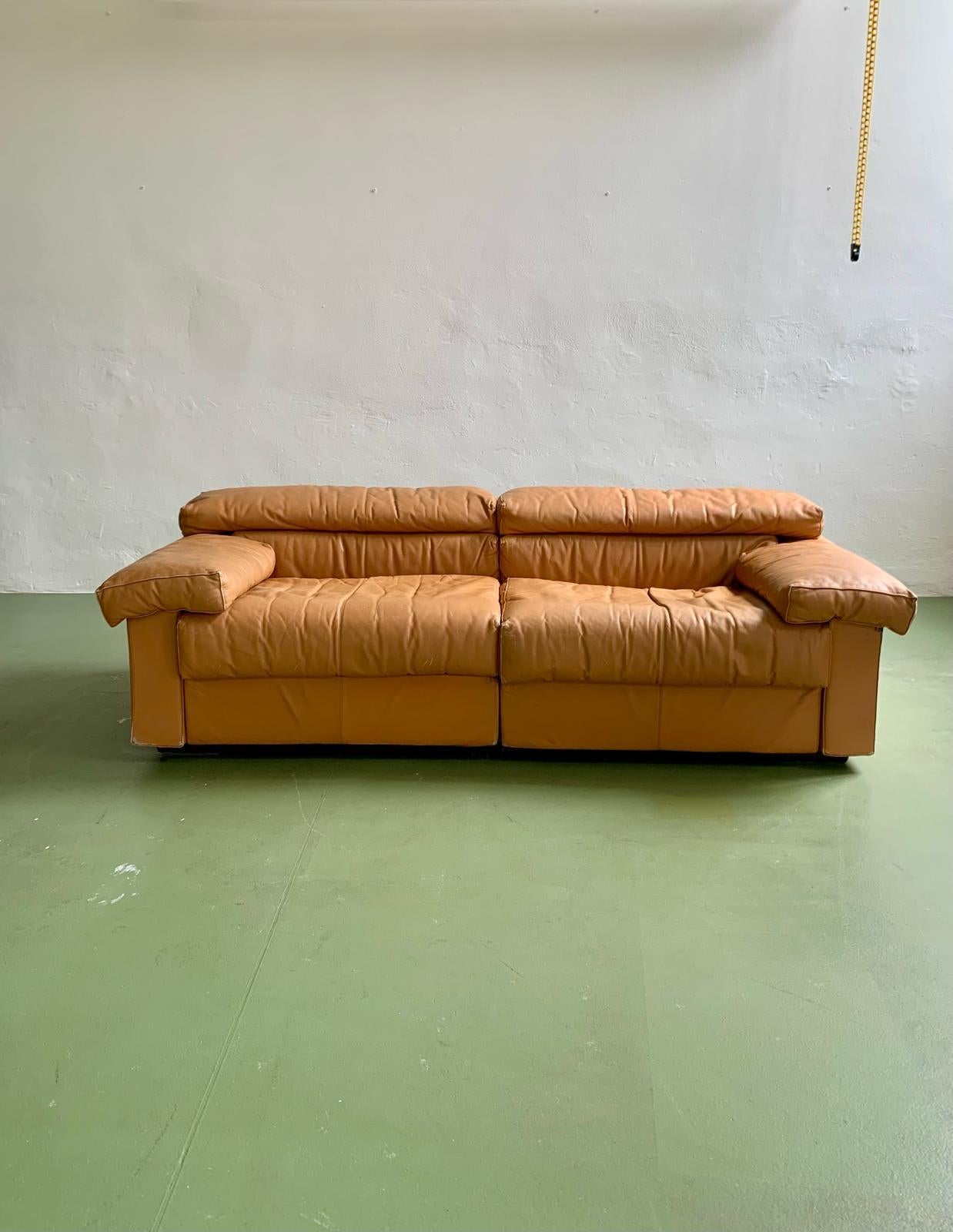 Italian Erasmo sofa in brown Leather by Afra and Tobia Scarpa, B&B Italia, 1970s For Sale
