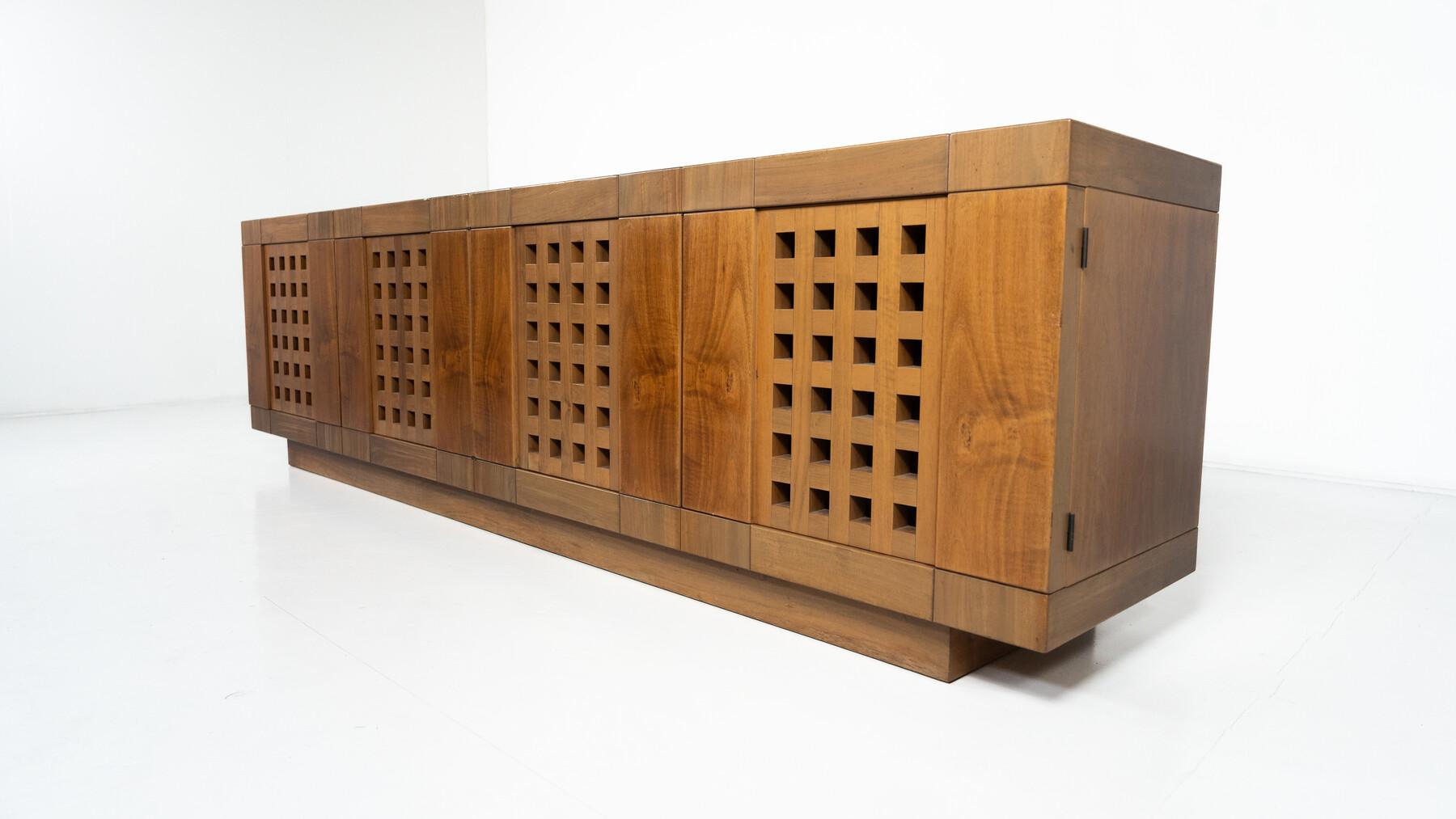 Fine XX secolo Erasmo Sideboard by Ferdinando Meccani for Meccani Arredamenti, 1972 in vendita