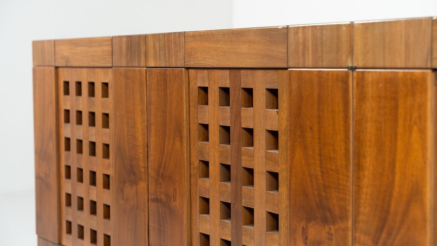 Erasmo Sideboard by Ferdinando Meccani for Meccani Arredamenti, 1972 in vendita 3