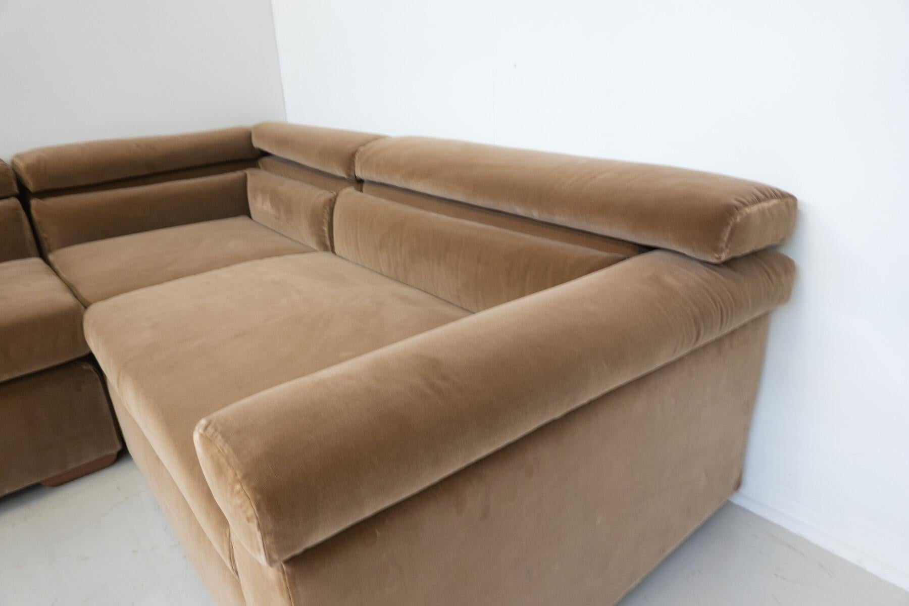 Fabric Erasmo Sofa by Afra and Tobia Scarpa, B&B Italia, 1973 - New Upholstery For Sale