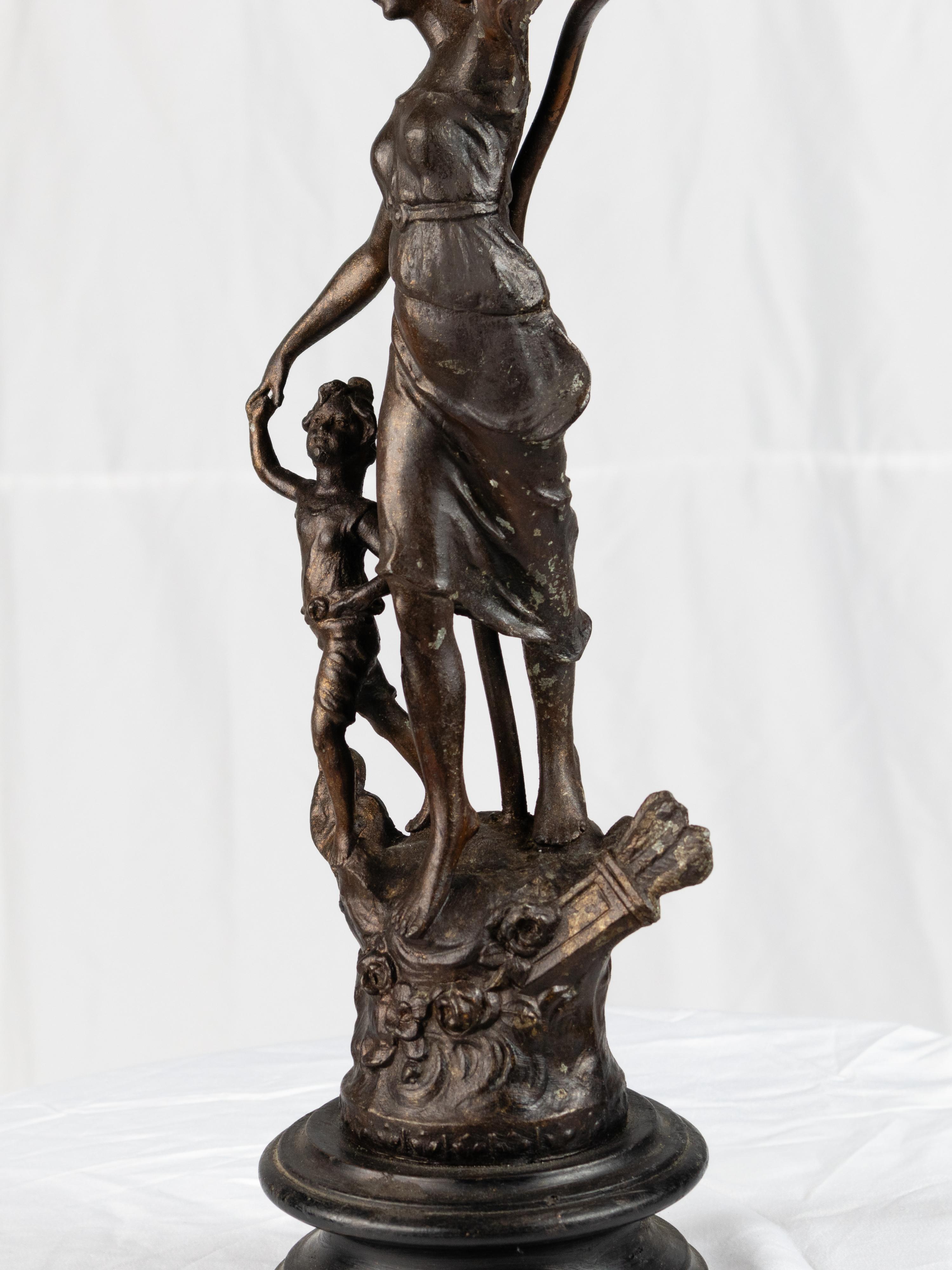 Erato Musa de la Danza Lámpara de Sobremesa Brocada, Siglo XIX en venta 2