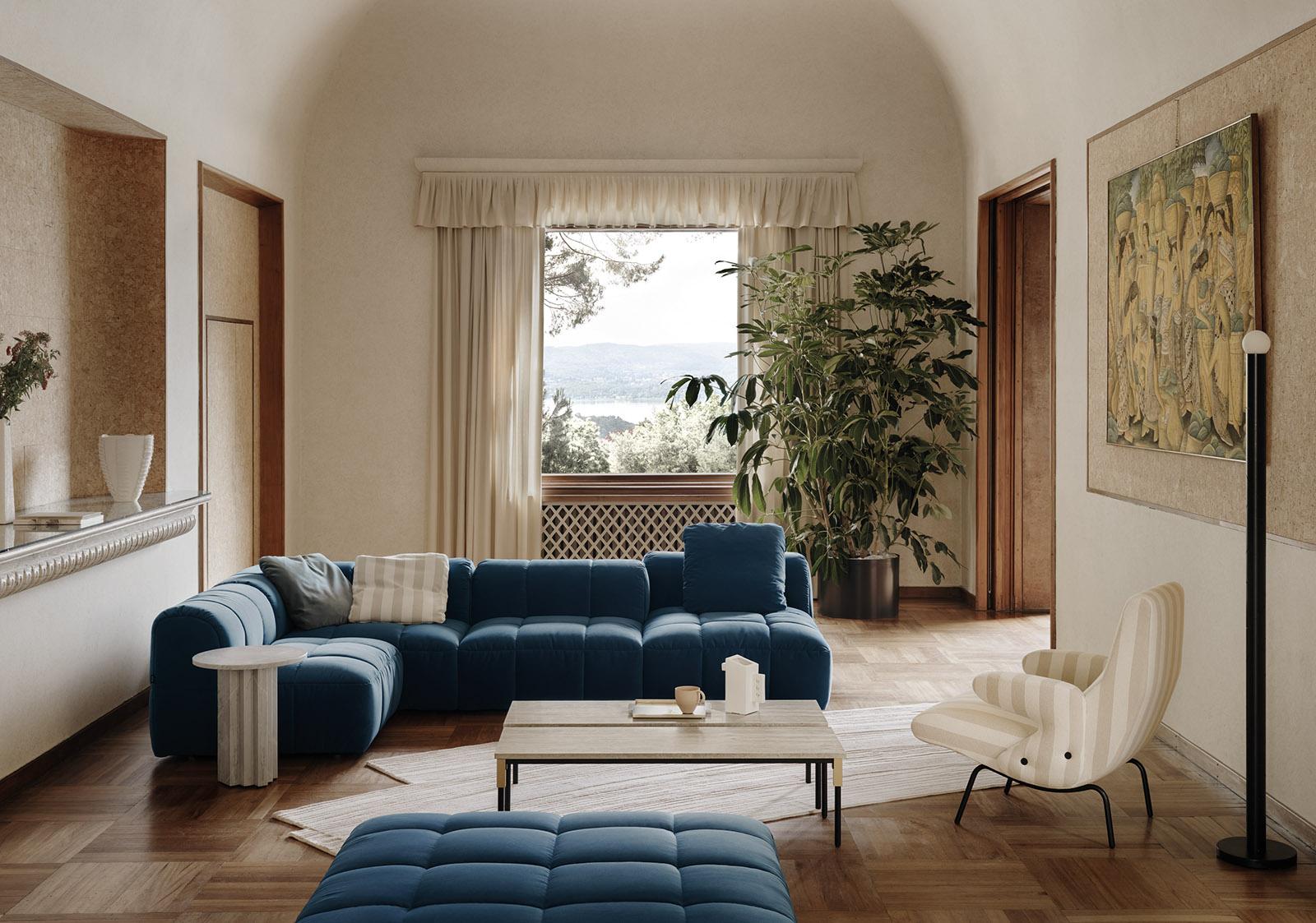 Italian Erberto Carboni 'Delfino' Lounge Chair for Arflex For Sale