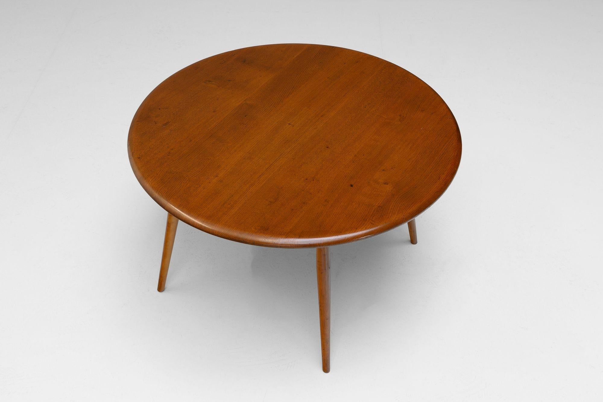 Mesa baja Ercol Británico en venta