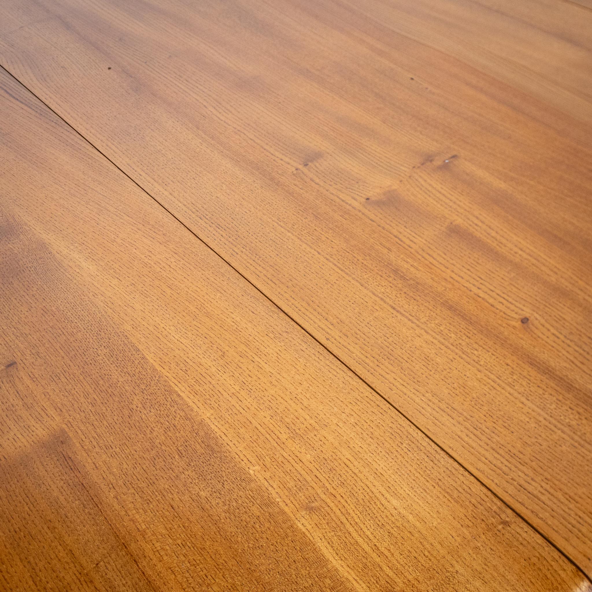 Table de salle à manger à abattant modèle 492 et 4 chaises Ercol en vente 6