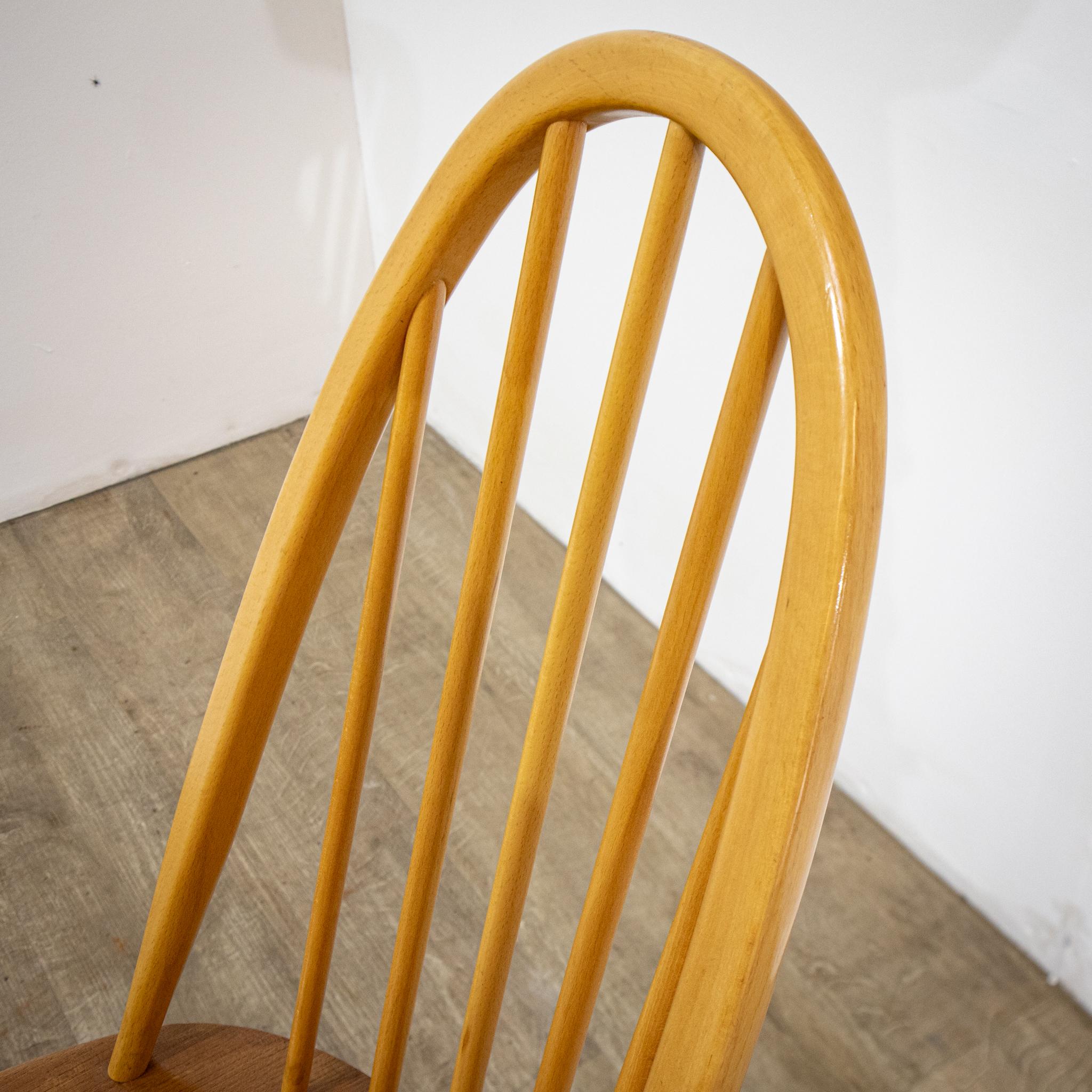 20ième siècle Table de salle à manger à abattant modèle 492 et 4 chaises Ercol en vente