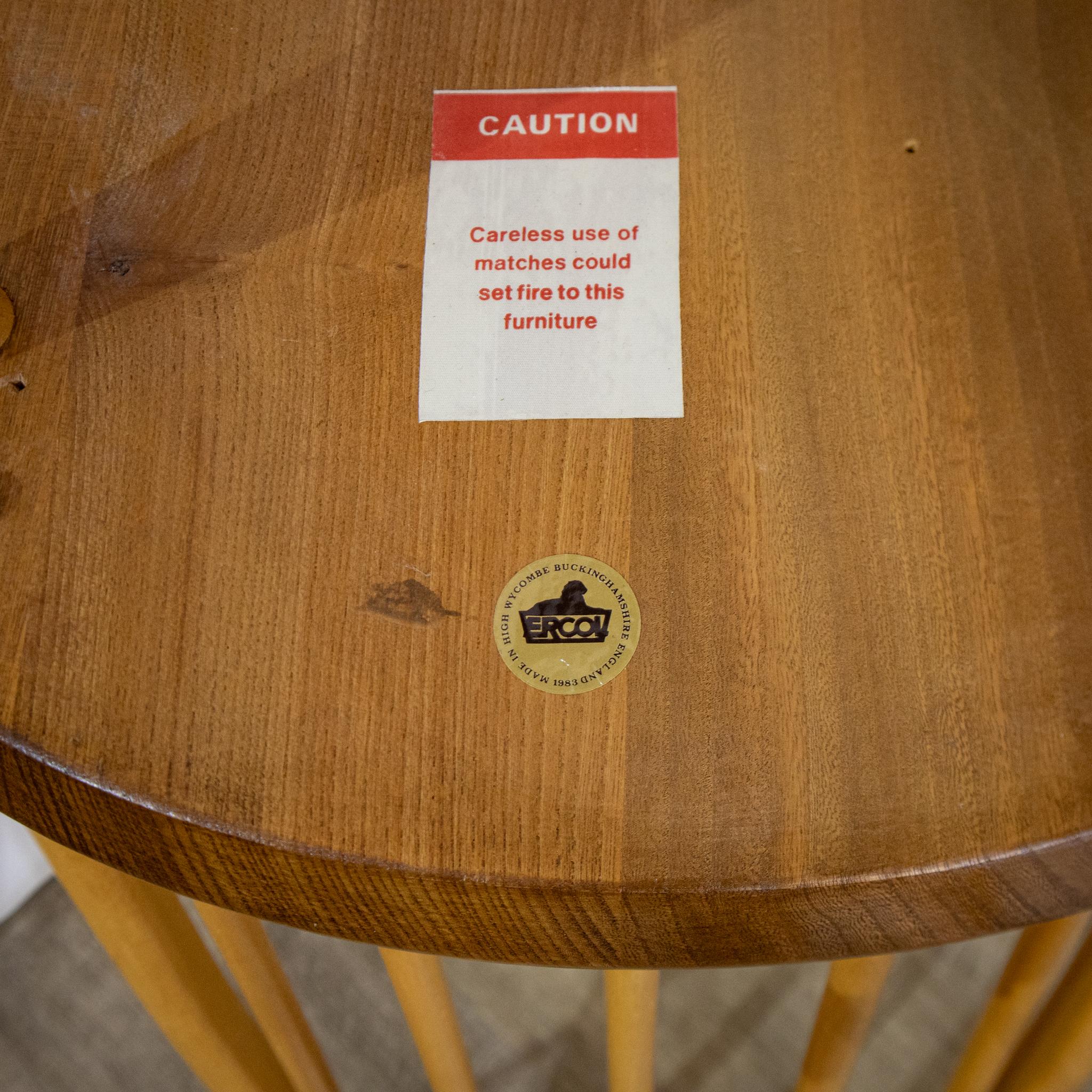 Hêtre Table de salle à manger à abattant modèle 492 et 4 chaises Ercol en vente