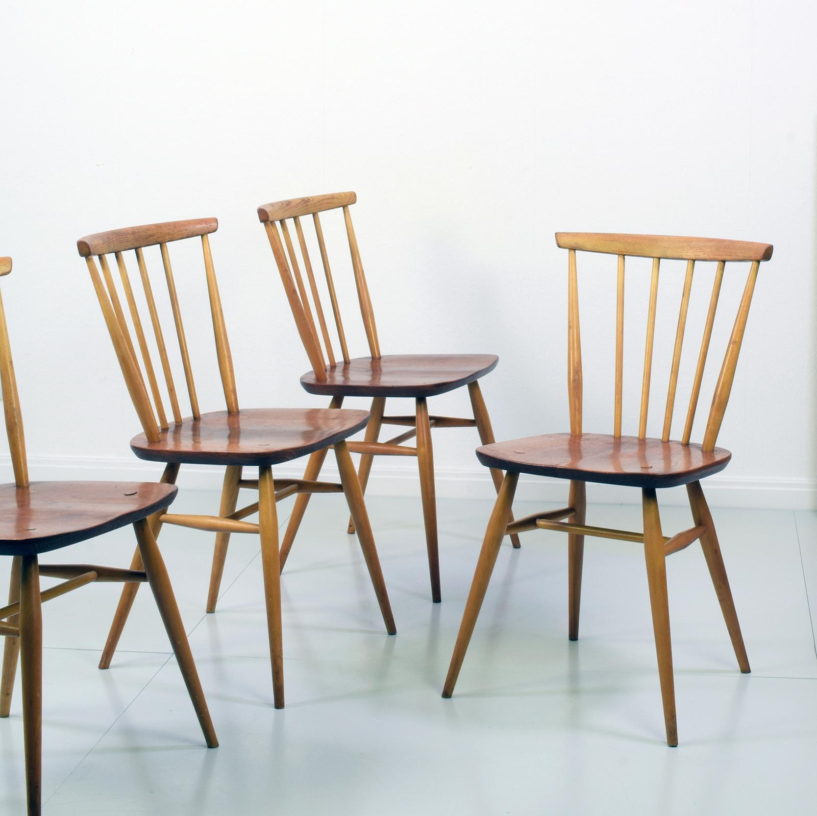 Lucian Ercolani for Ercol Furniture Ltd
Model 737 'Chiltern' 'Swept-Back' chairs, set of four, circa 1970s.
Solid elm and beech.
A good set of these simple, elegant chairs, showing lovely patina and age.
Overall condition is good, and the chairs are