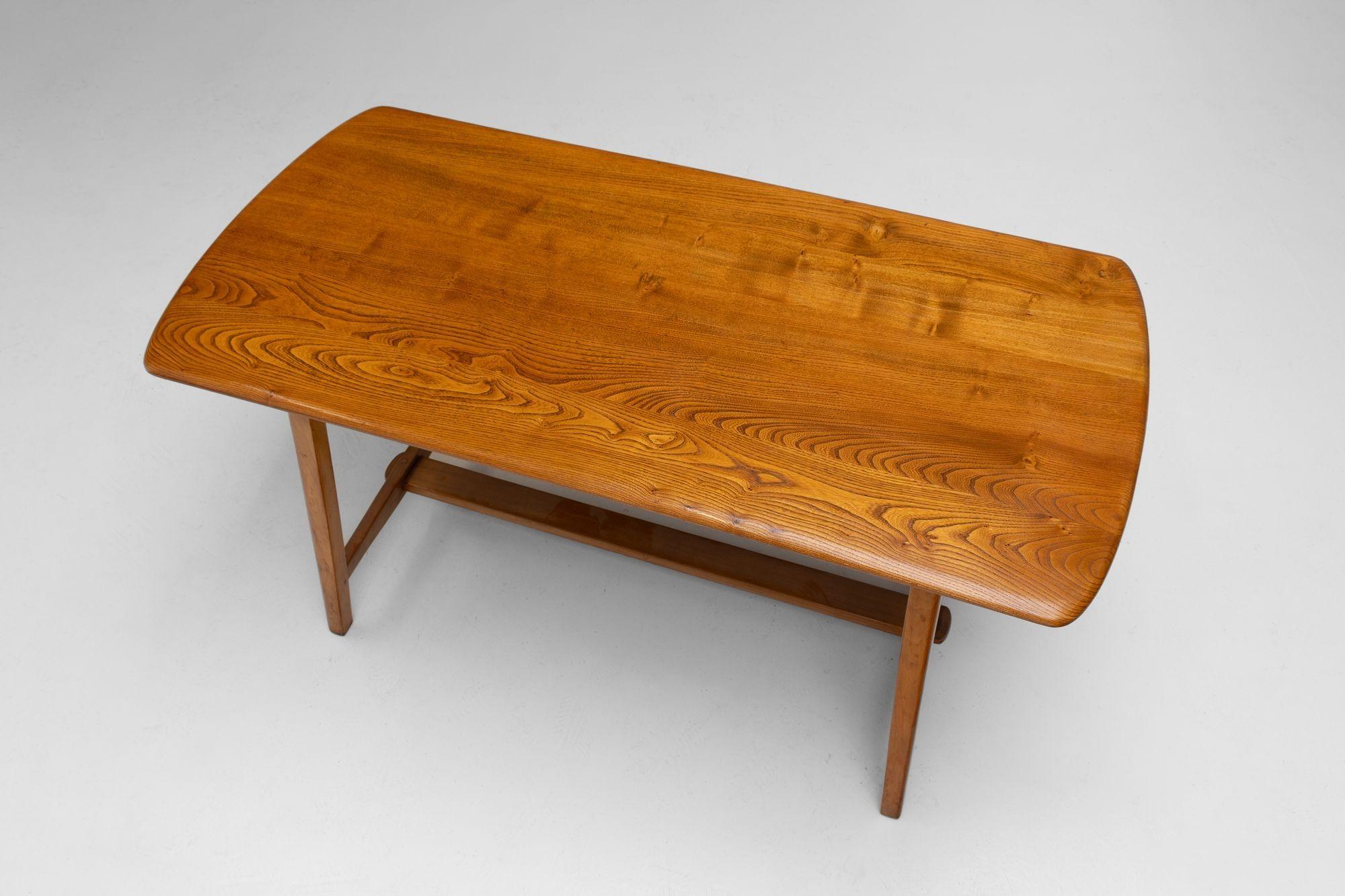 Ercol Plank Table In Good Condition For Sale In London, England