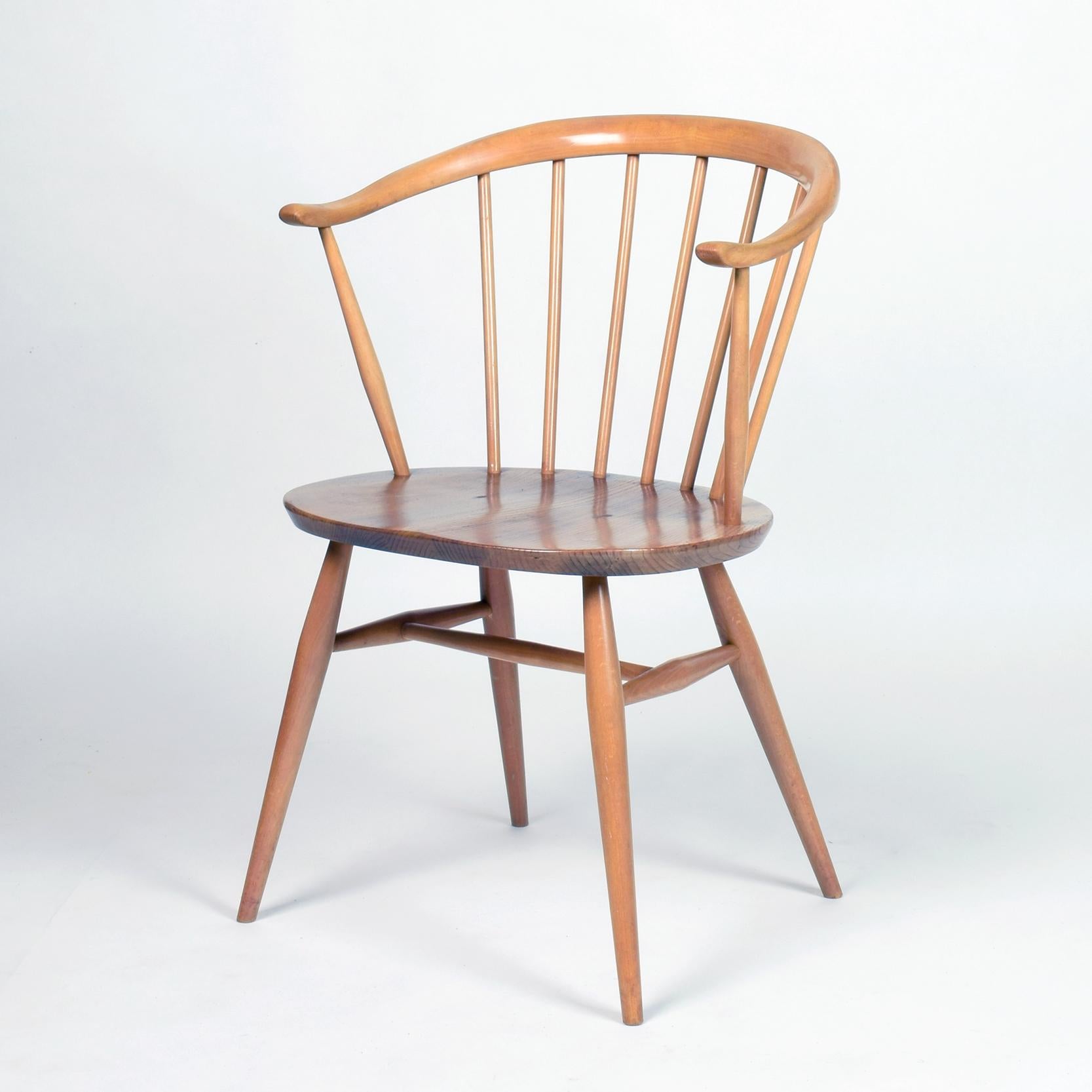 British Ercol 'Windsor' Dining Chair set of six, Model 449 and 449A 'Cowhorn'