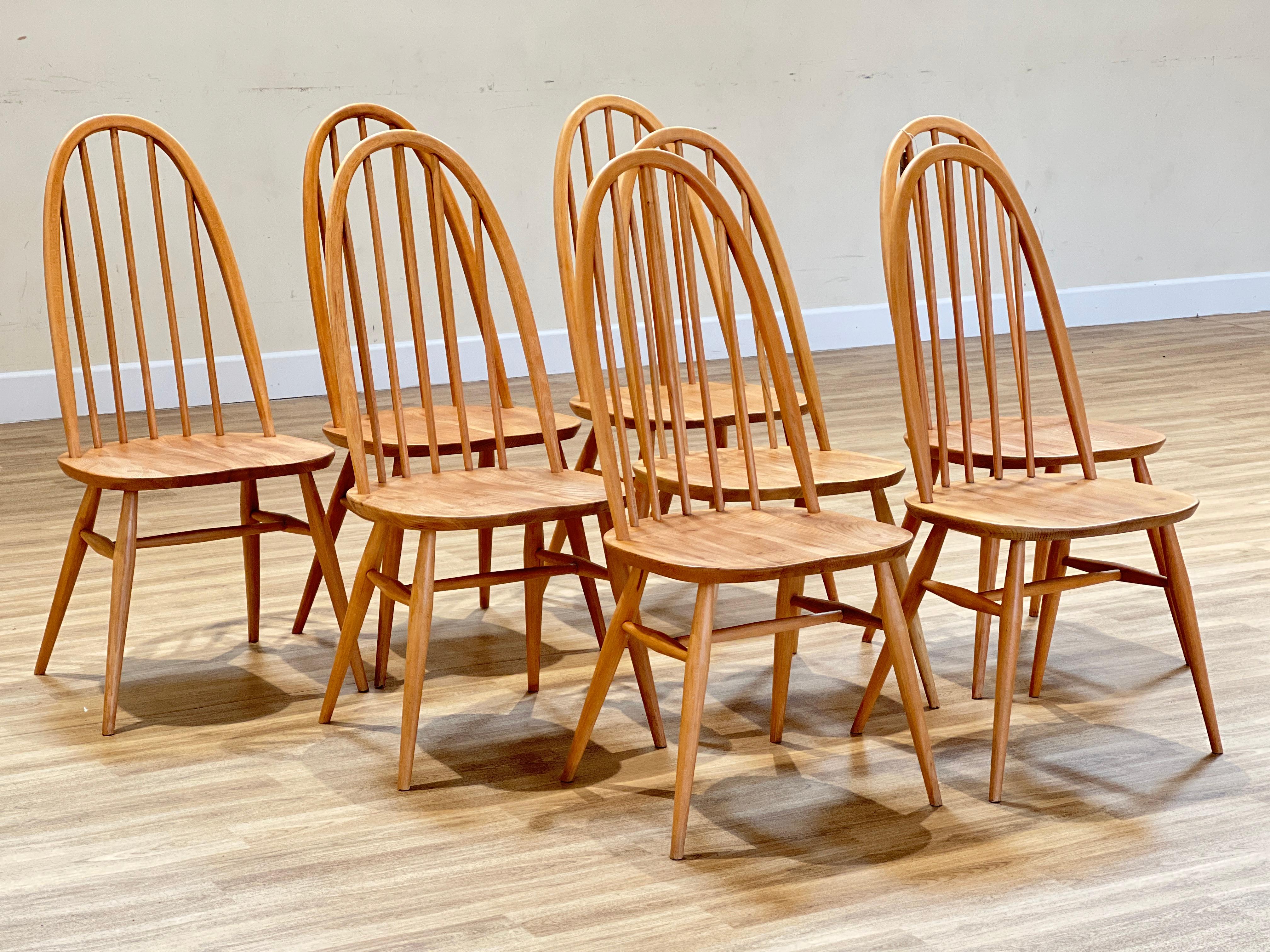 Ercol Windsor Extending Table and Chairs in Elm For Sale 13