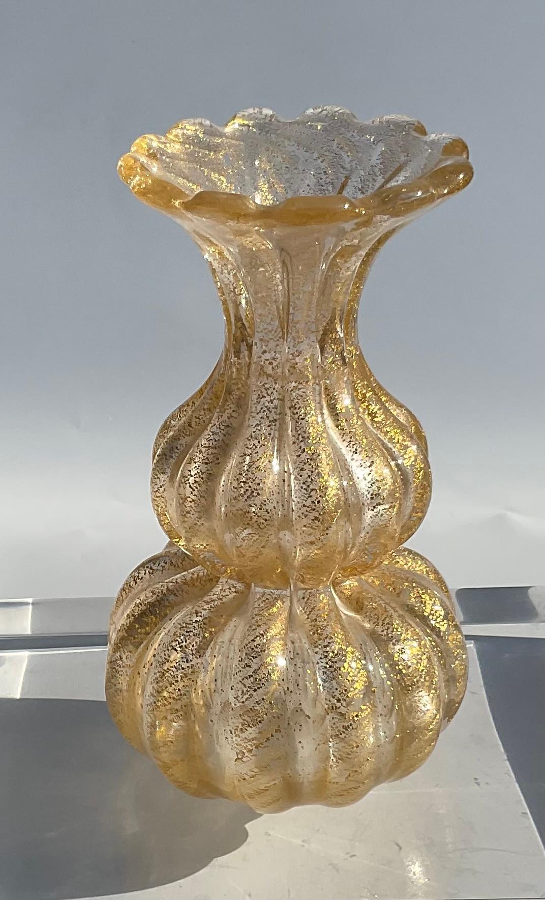 Ercole Barovier Barovier and Toso Murano Cordonato D’oro Vase circa 1950s Gold In Good Condition In Ann Arbor, MI