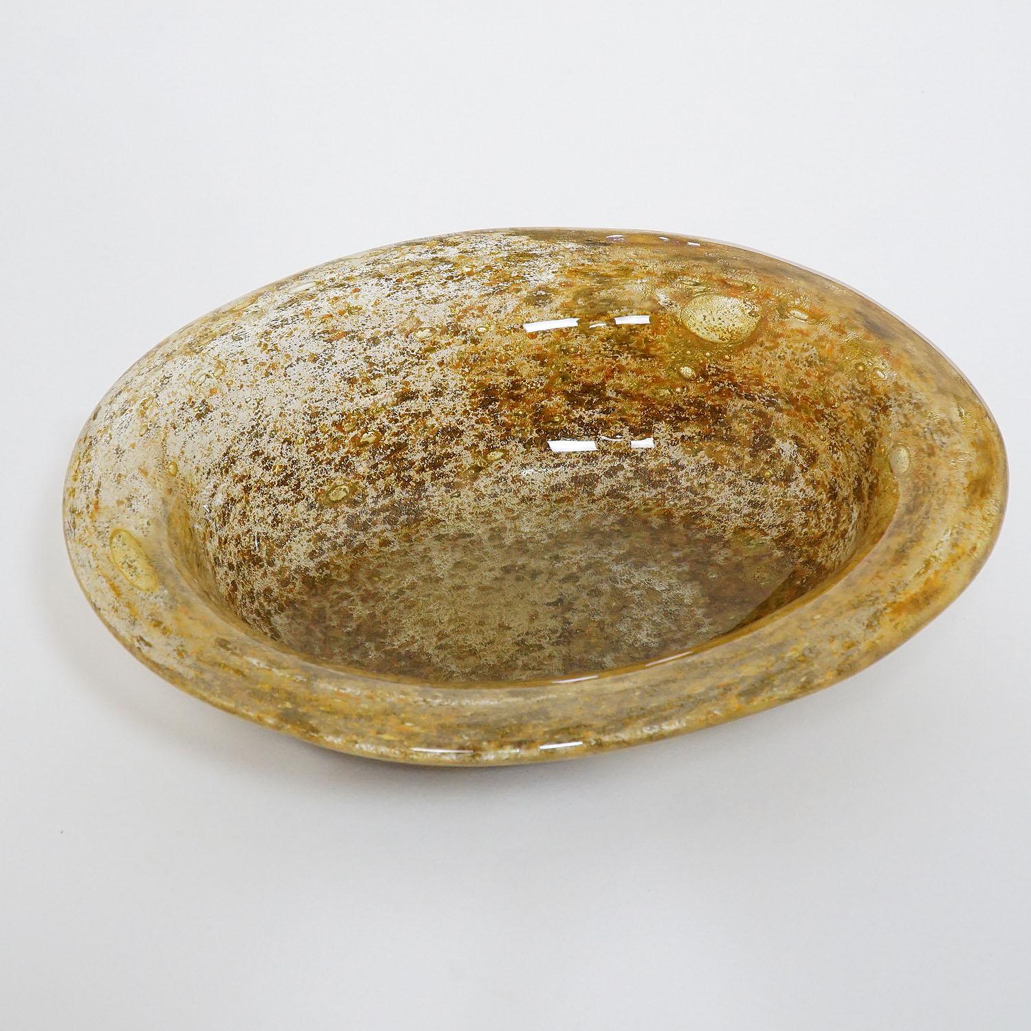 Mid-Century Modern Ercole Barovier for Barovier & Toso Aborigeni Murano Art Glass Bowl For Sale