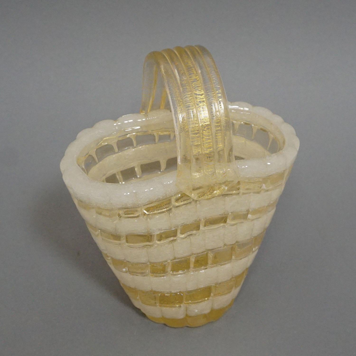 Mid-Century Modern Ercole Barovier for Barovier & Toso Attr. Glass Basket circa 1940s For Sale