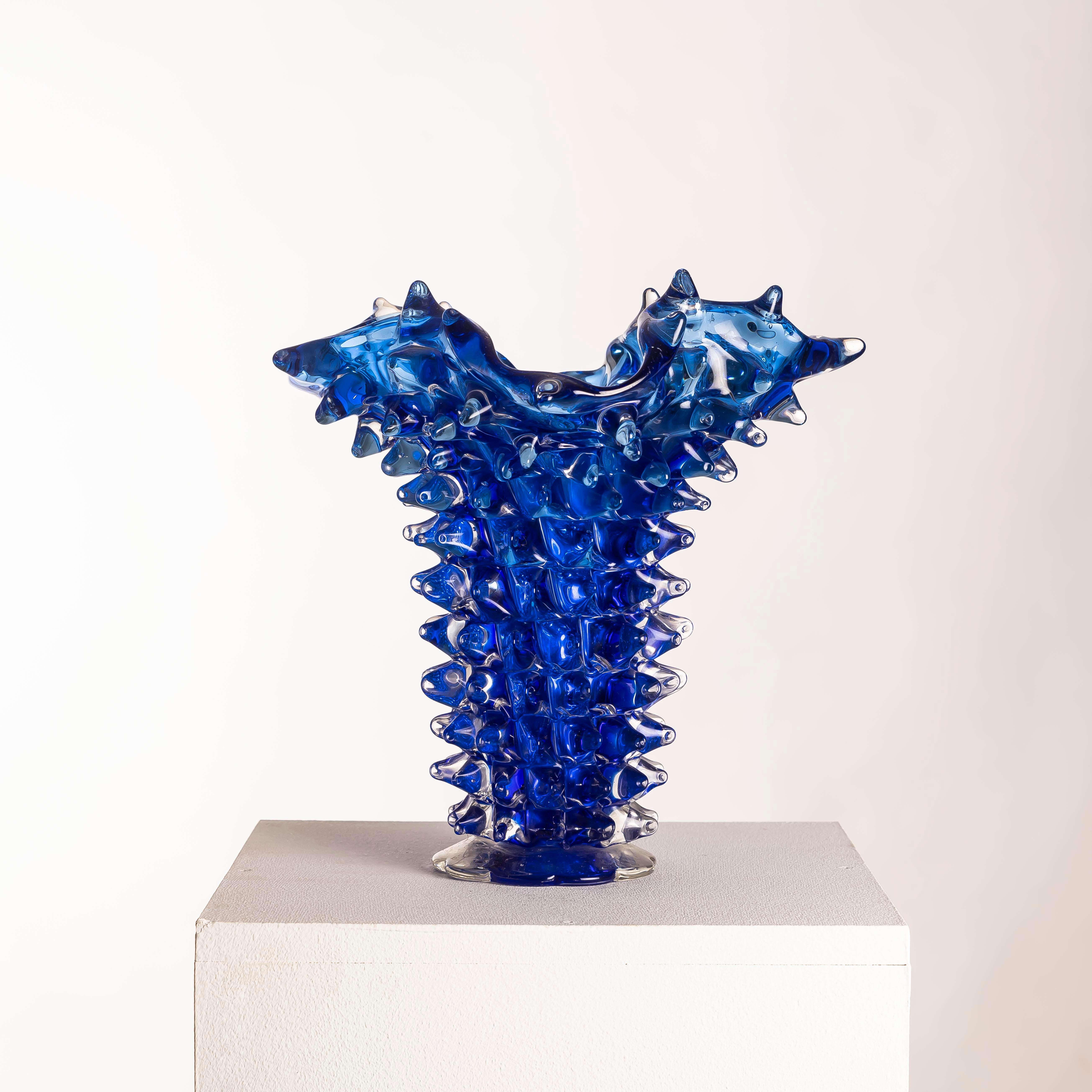 Ercole Barovier for Barovier & Toso, Murano Blue “Rostrato” Vase, Italy, 1960s For Sale 3