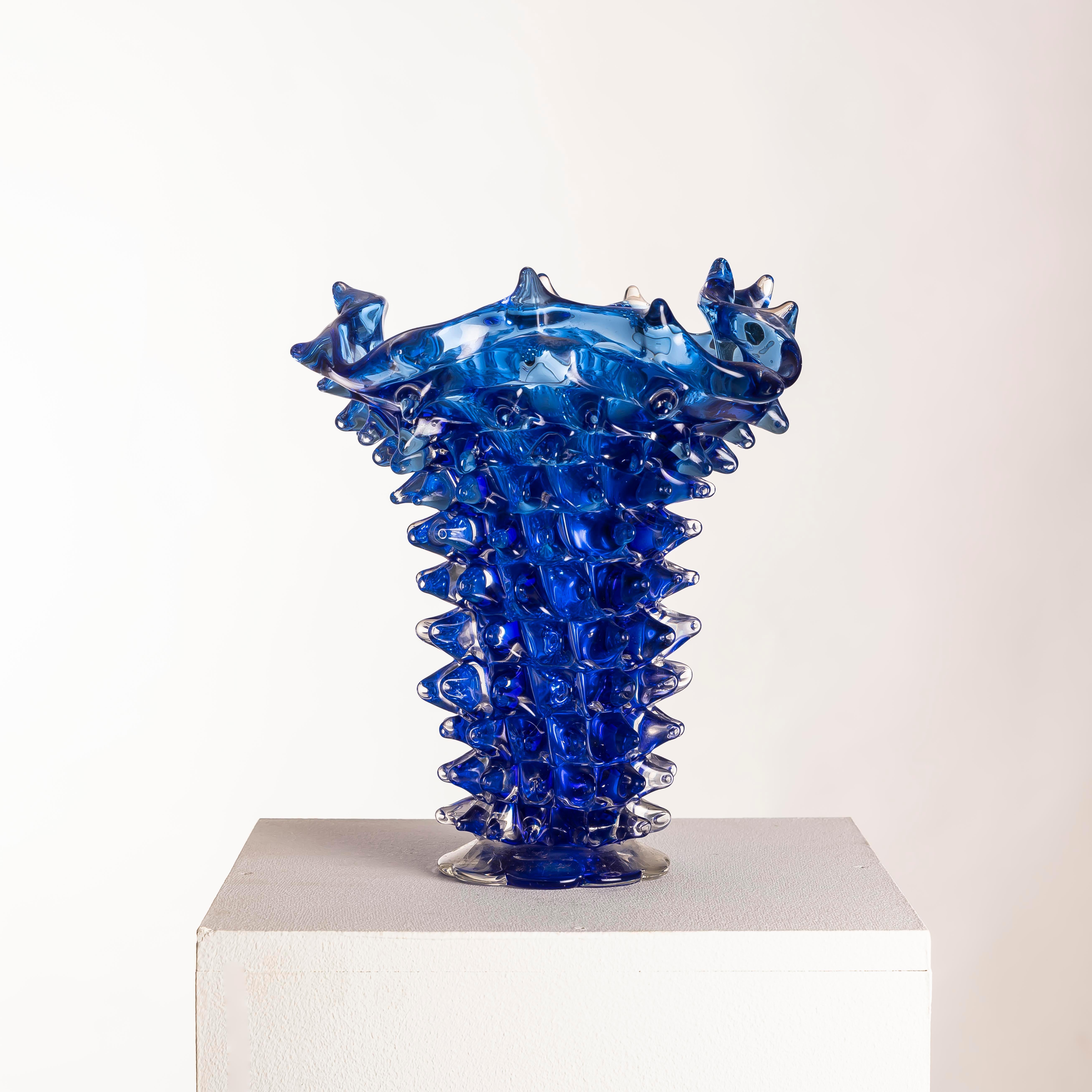 Ercole Barovier for Barovier & Toso, Murano Blue “Rostrato” Vase, Italy, 1960s For Sale 2