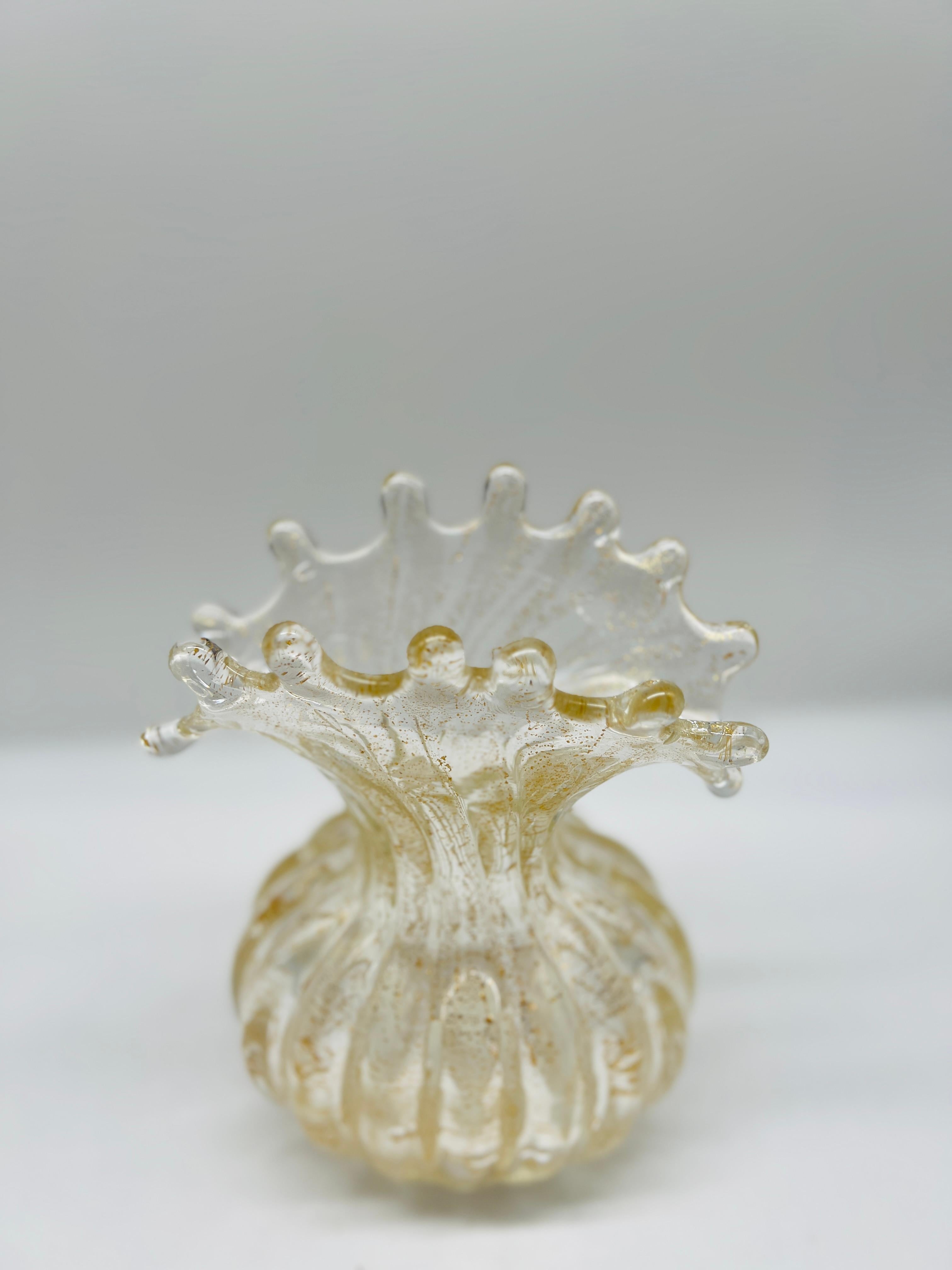 XX secolo Ercole Barovier (italiano, 1889-1974) Vaso 'Cordonato d'Oro' C.C. 1965 Vetro di Murano in vendita