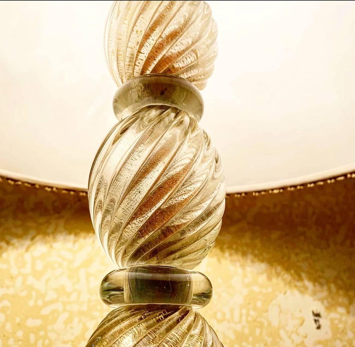 Lámpara de pie Seguso de cristal de Murano 'champán' de mediados del siglo pasado. Hecho a mano en venta