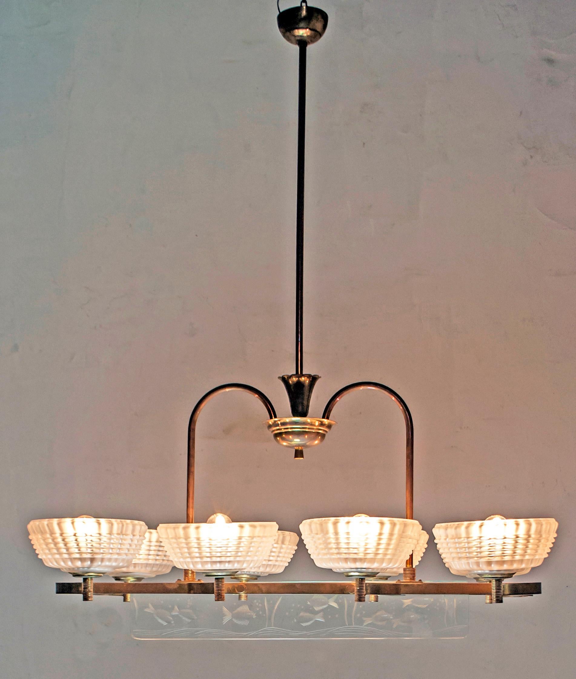 Barovier e Toso Mid-Century Modern Brass and Murano Glass Chandelier, 1940s 6