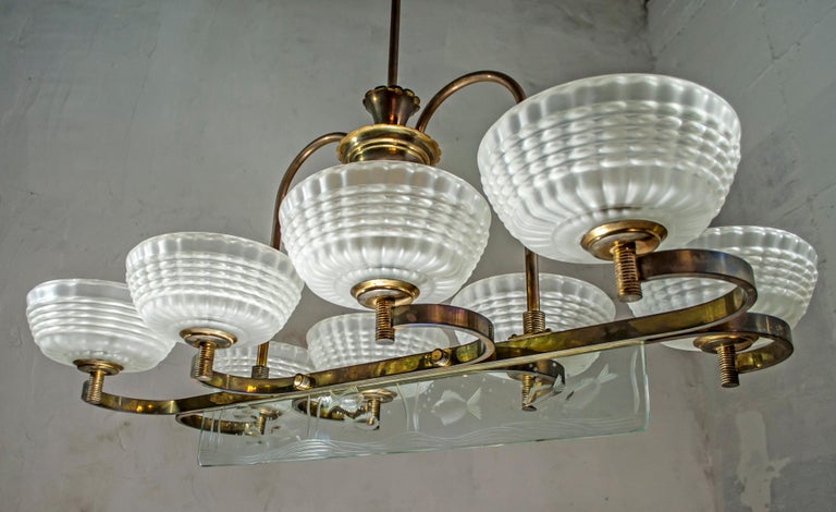 Italian Barovier e Toso Mid-Century Modern Brass and Murano Glass Chandelier, 1940s For Sale