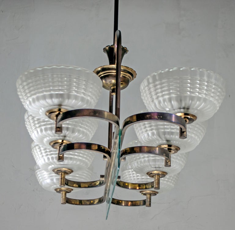 Mid-20th Century Barovier e Toso Mid-Century Modern Brass and Murano Glass Chandelier, 1940s For Sale