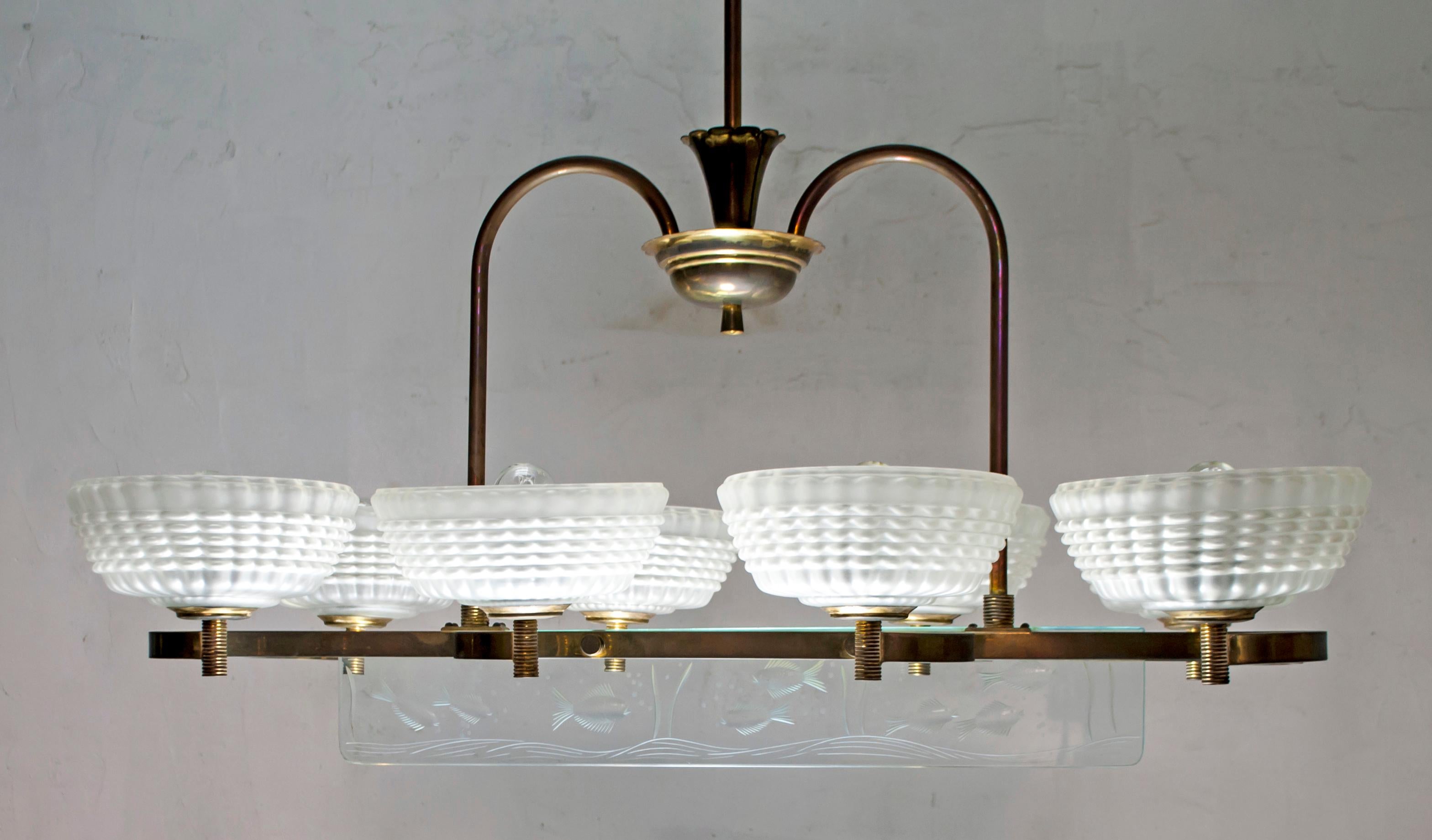 Barovier e Toso Mid-Century Modern Brass and Murano Glass Chandelier, 1940s 4