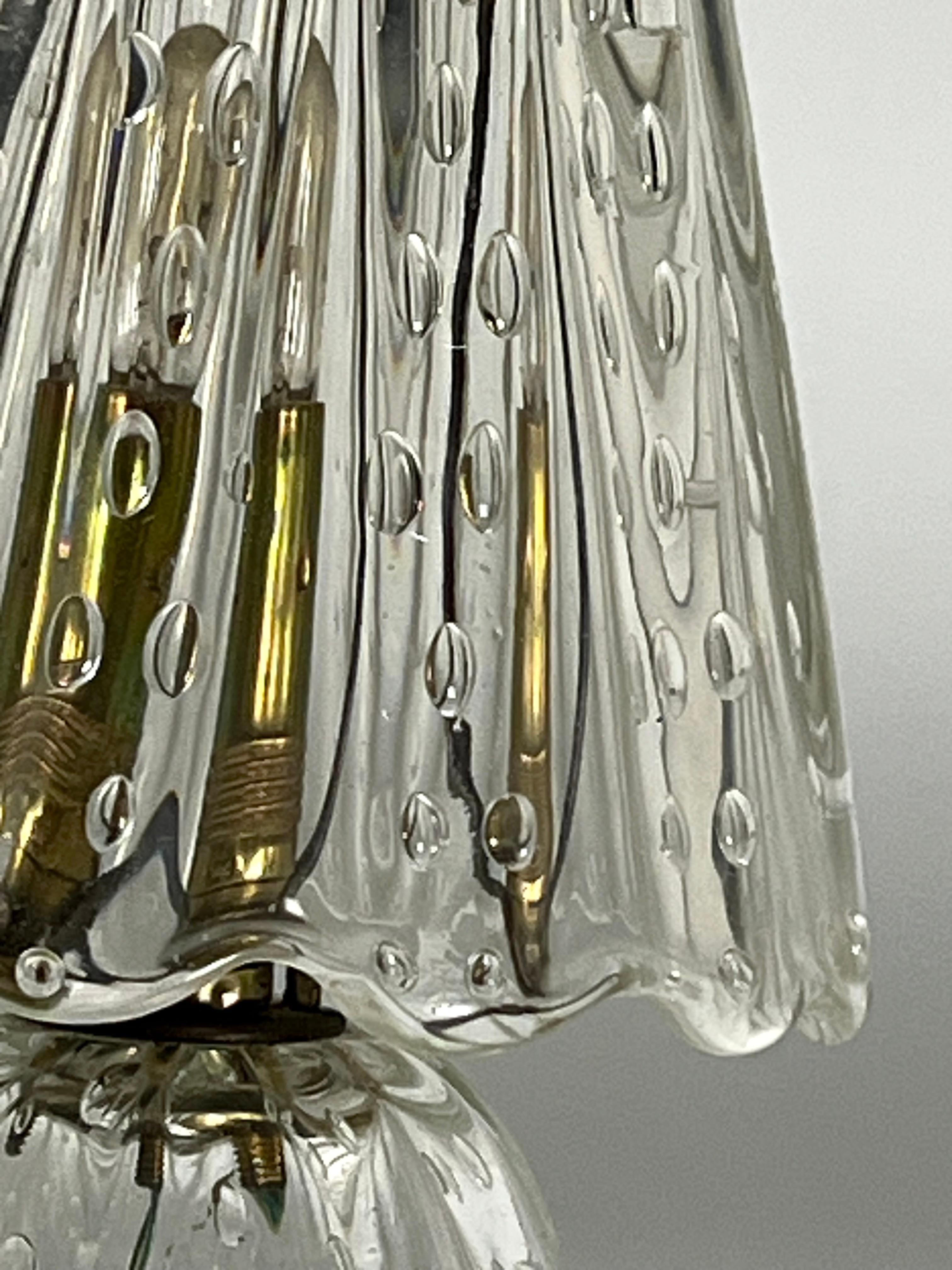 20th Century Ercole Barovier, Mid-Century table lamp in bullicante murano glass. Italy 1940s