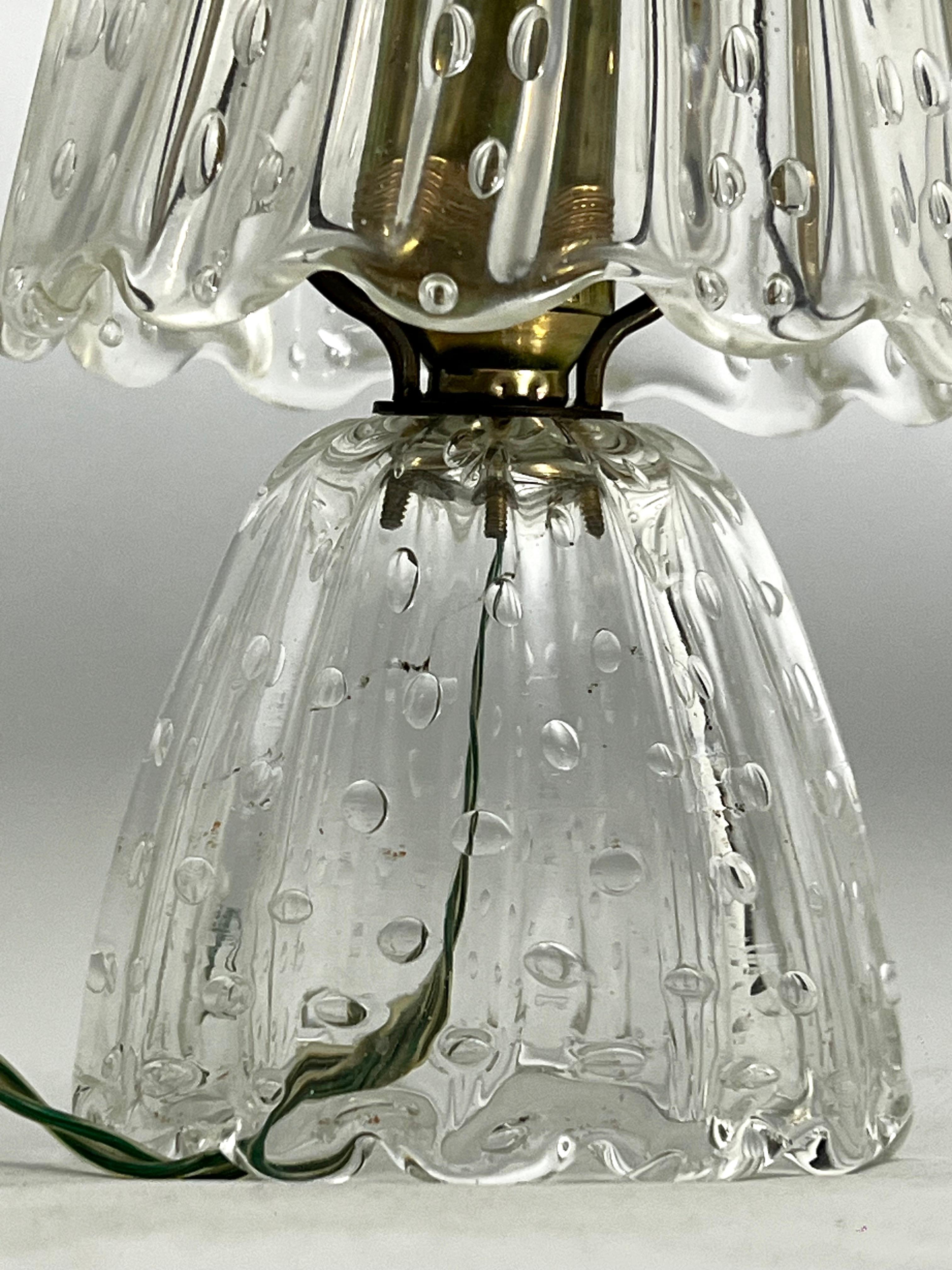 Ercole Barovier, Mid-Century table lamp in bullicante murano glass. Italy 1940s 2