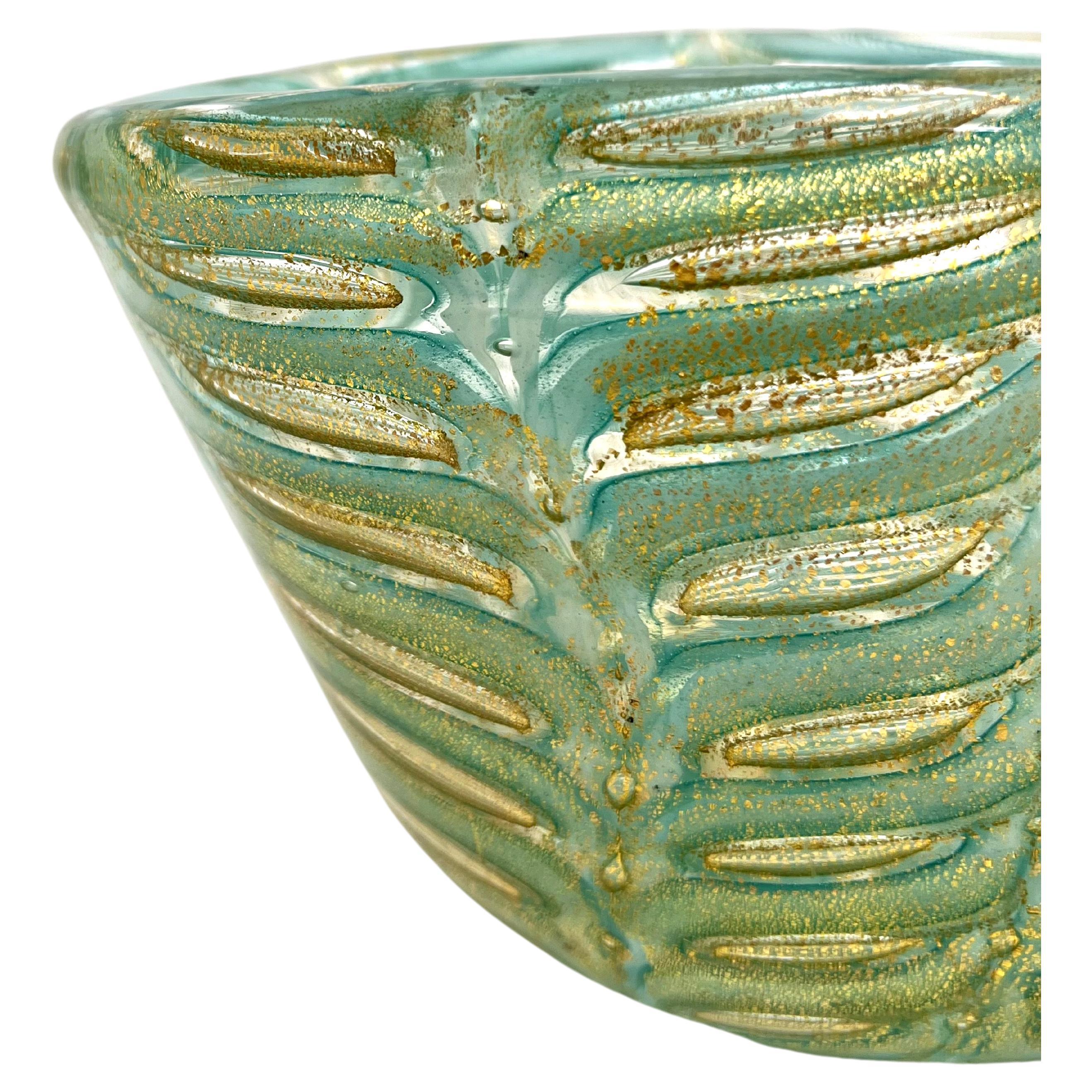Ercole Barovier Murano Green and Gold Leaf Graffito Bowl For Sale 1