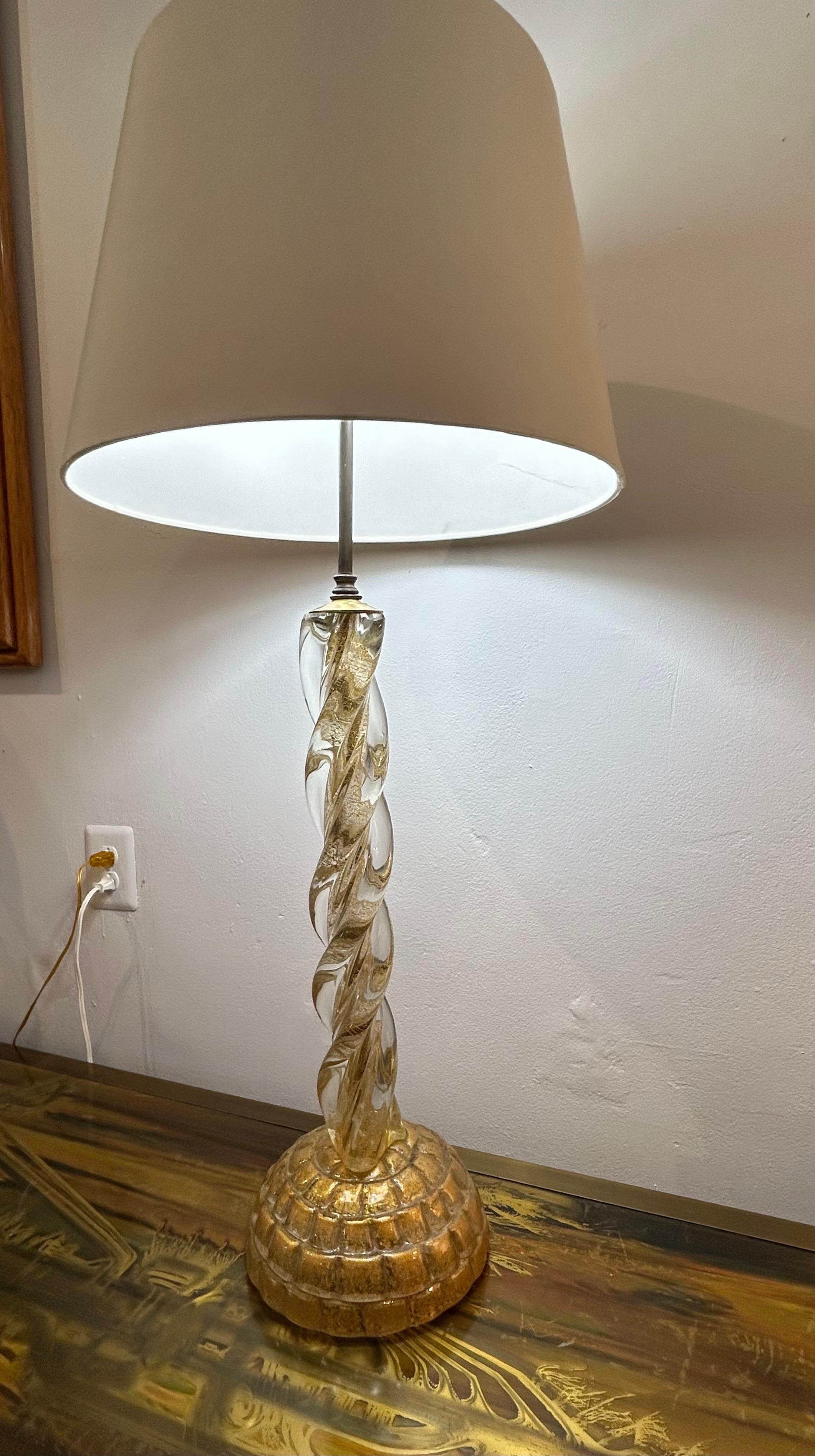 Ercole Barovier Murano Lenti base lamp.  For Sale 4