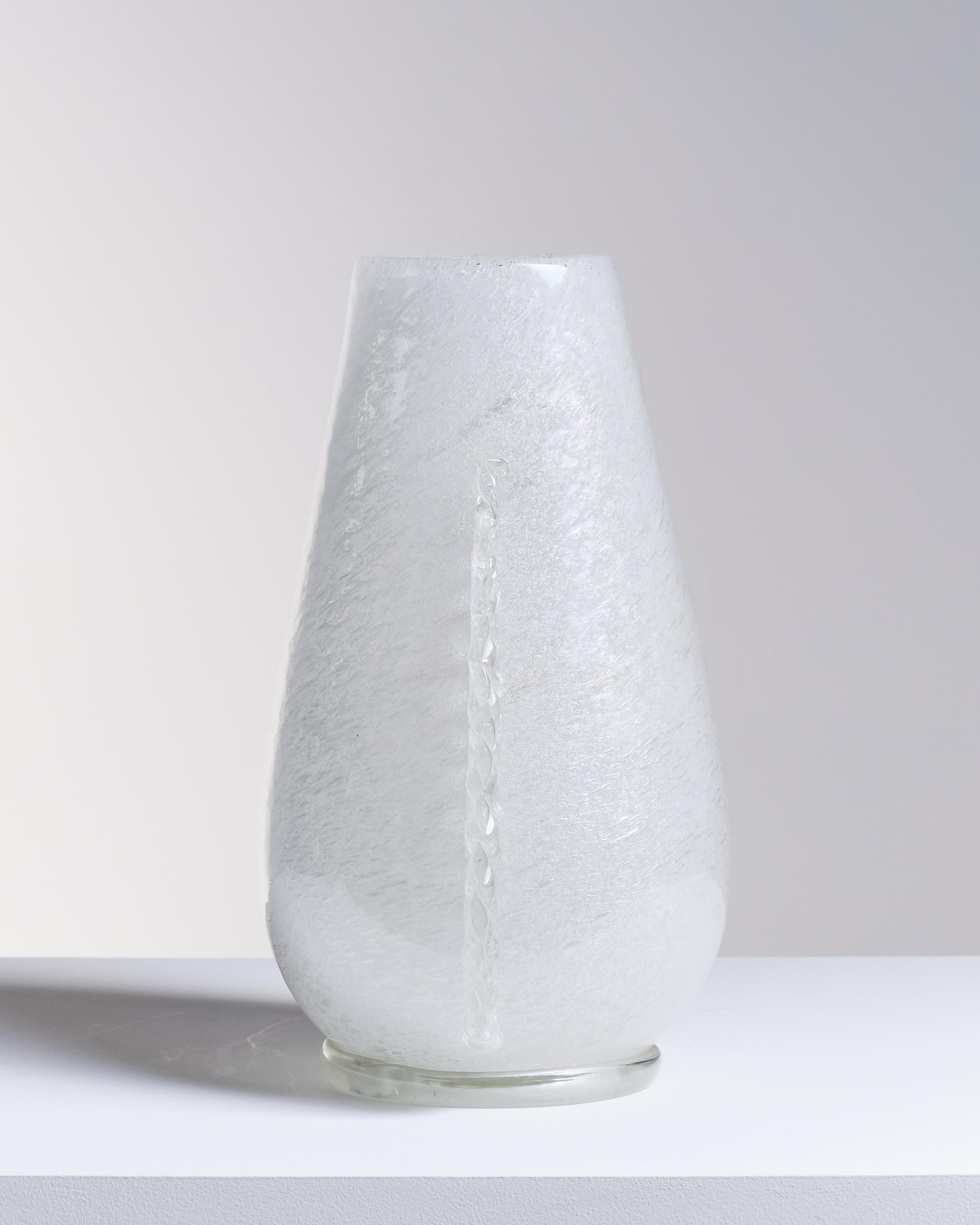 c.anni '30
Vetro di Murano soffiato a mano 
H31 x W22 cm