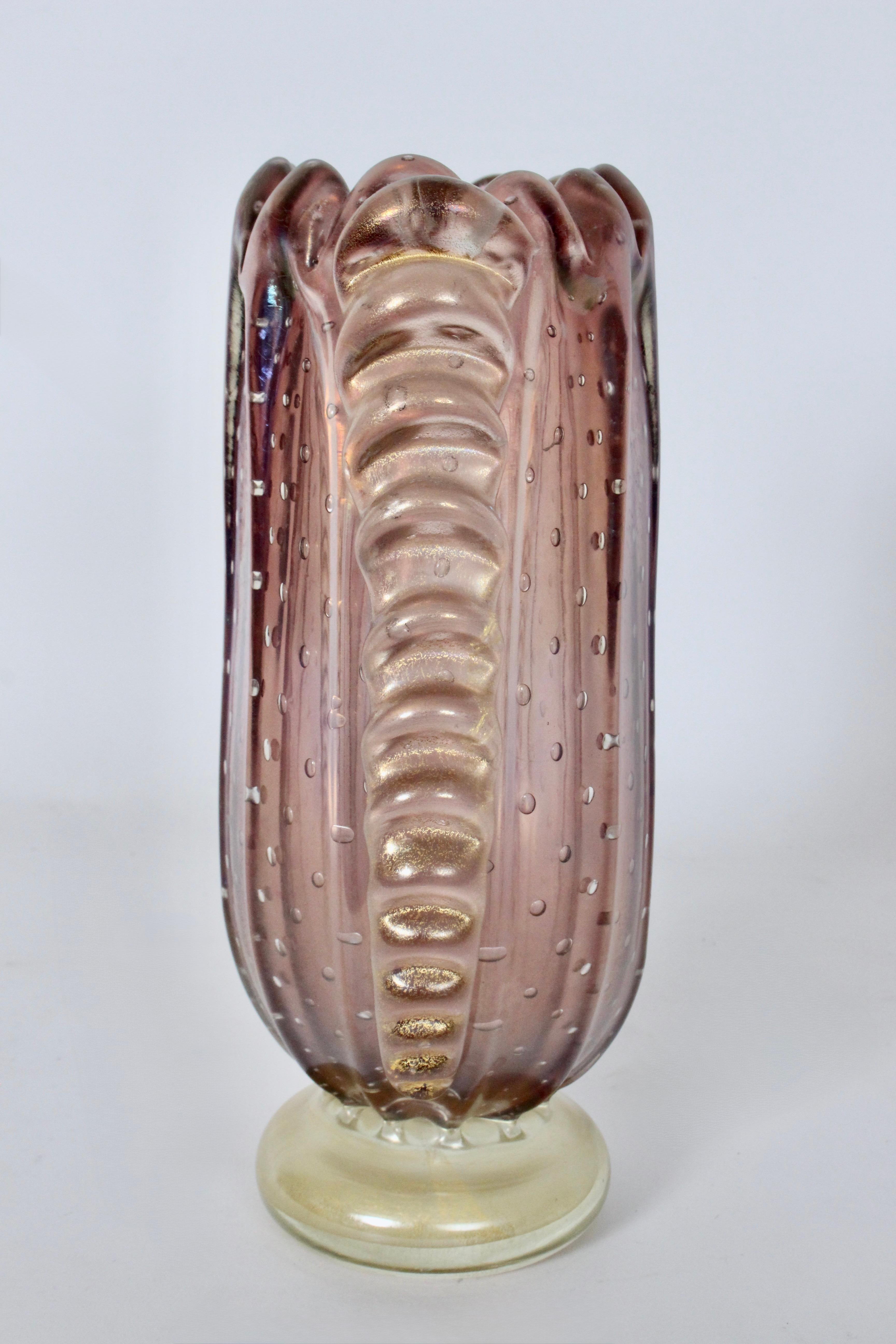 Vaso di Murano di Ercole Barovier a coste color malva iridescente, CIRCA 1950 in vendita 4