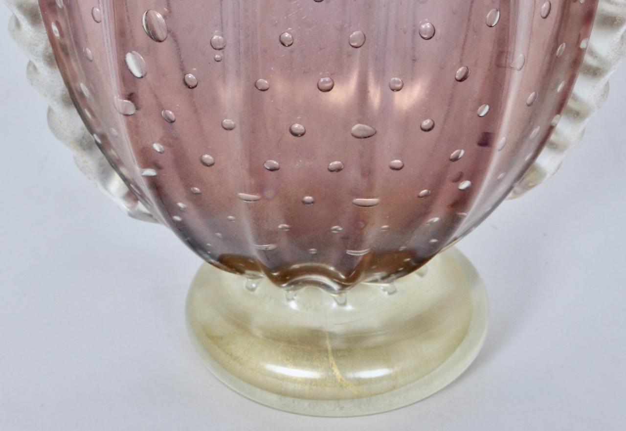 Vaso di Murano di Ercole Barovier a coste color malva iridescente, CIRCA 1950 in vendita 7