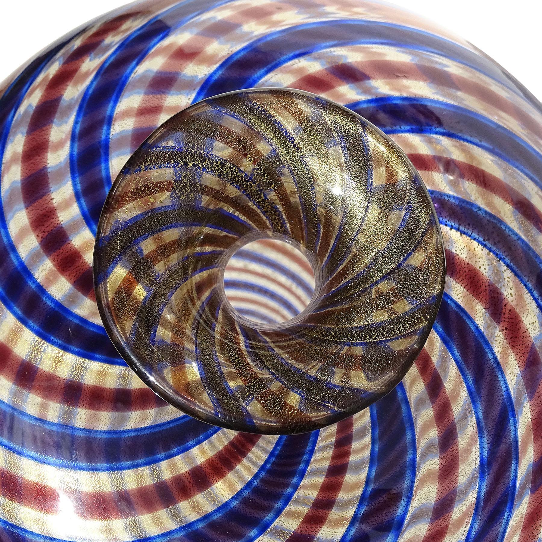 Italienische Kunstglasvase von Ercole Barovier Toso aus Muranoglas mit blauen, roten und goldenen Flecken, 1966 im Zustand „Gut“ im Angebot in Kissimmee, FL