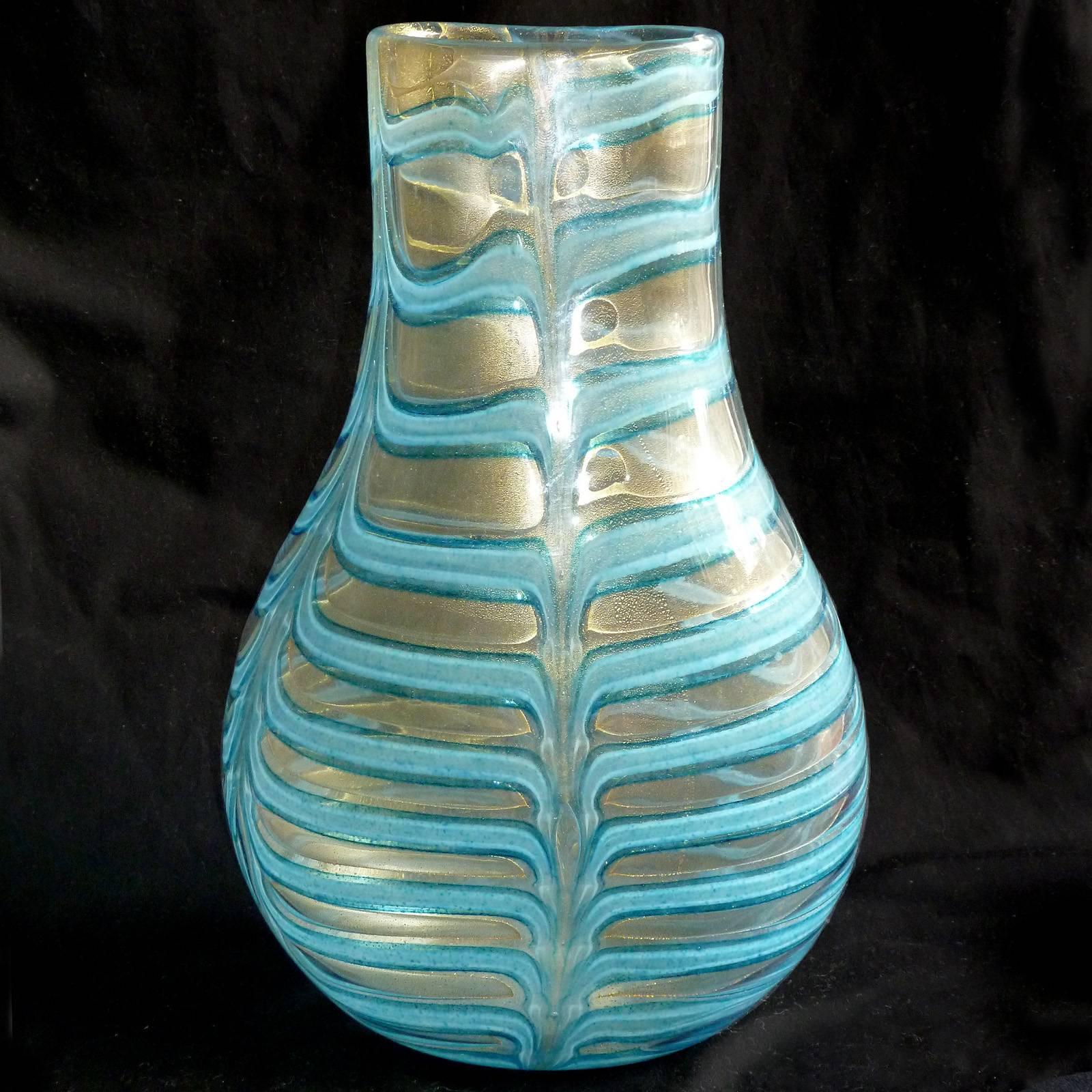 Hand-Crafted Ercole Barovier Toso Murano Blue Gold Flecks Italian Art Glass Flower Vase