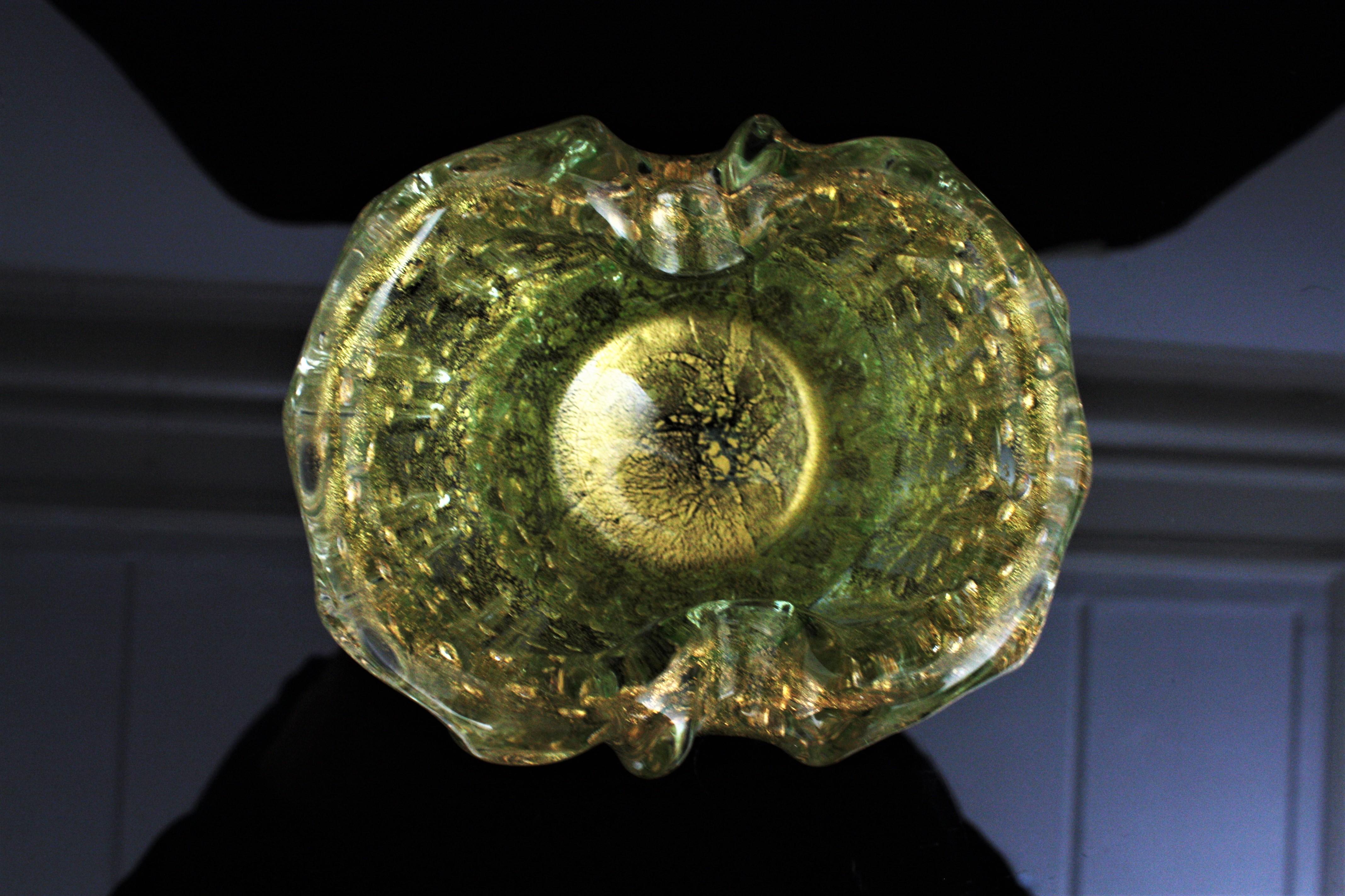 Ercole Barovier Toso Murano Gold Flecks Bullicante Art Glass Ribbed Bowl  For Sale 7