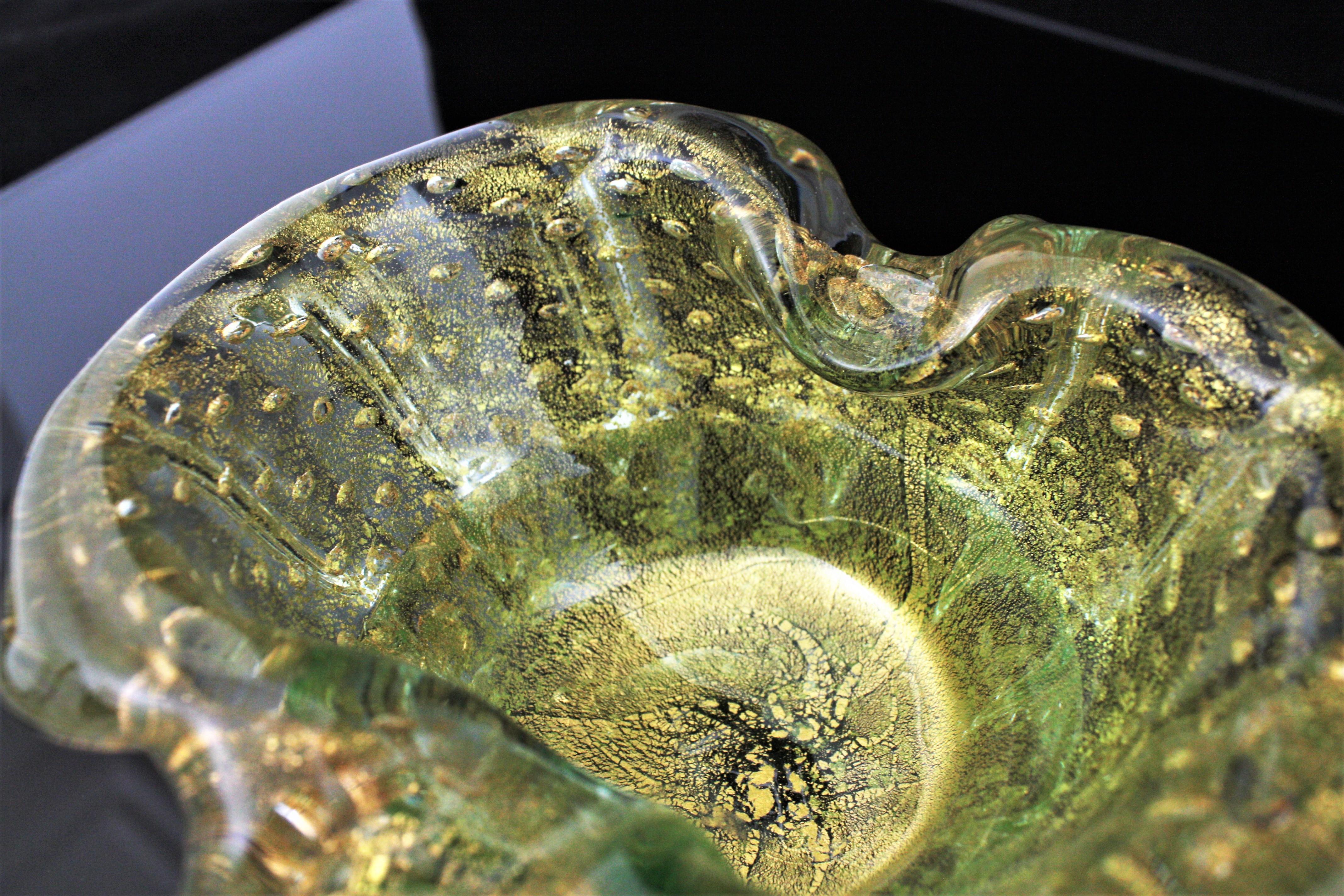 Ercole Barovier Toso Murano Gold Flecks Bullicante Art Glass Ribbed Bowl  For Sale 2