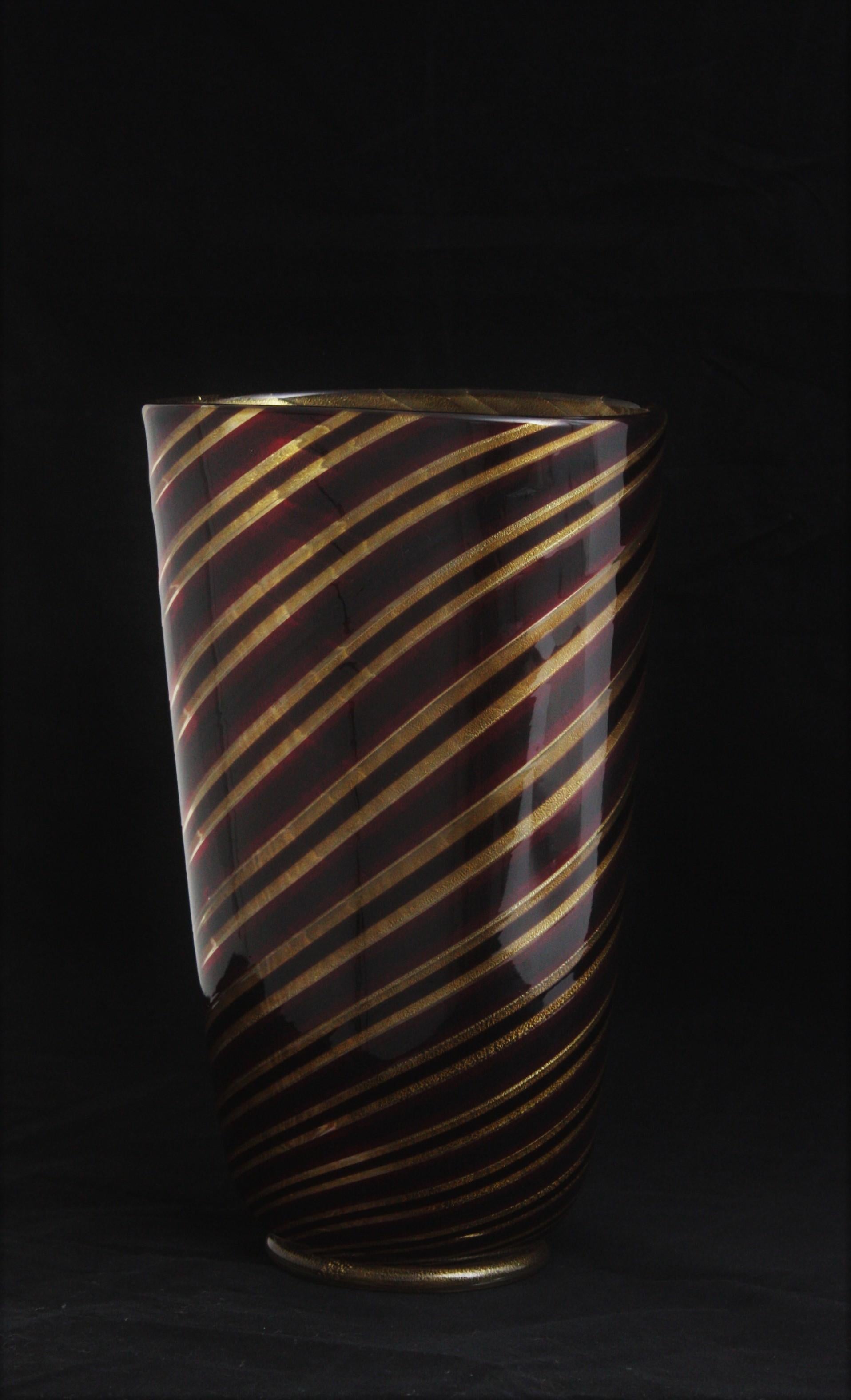 Ercole Barovier Toso Murano Glass Spira Aurata Vase, 1960s For Sale 9